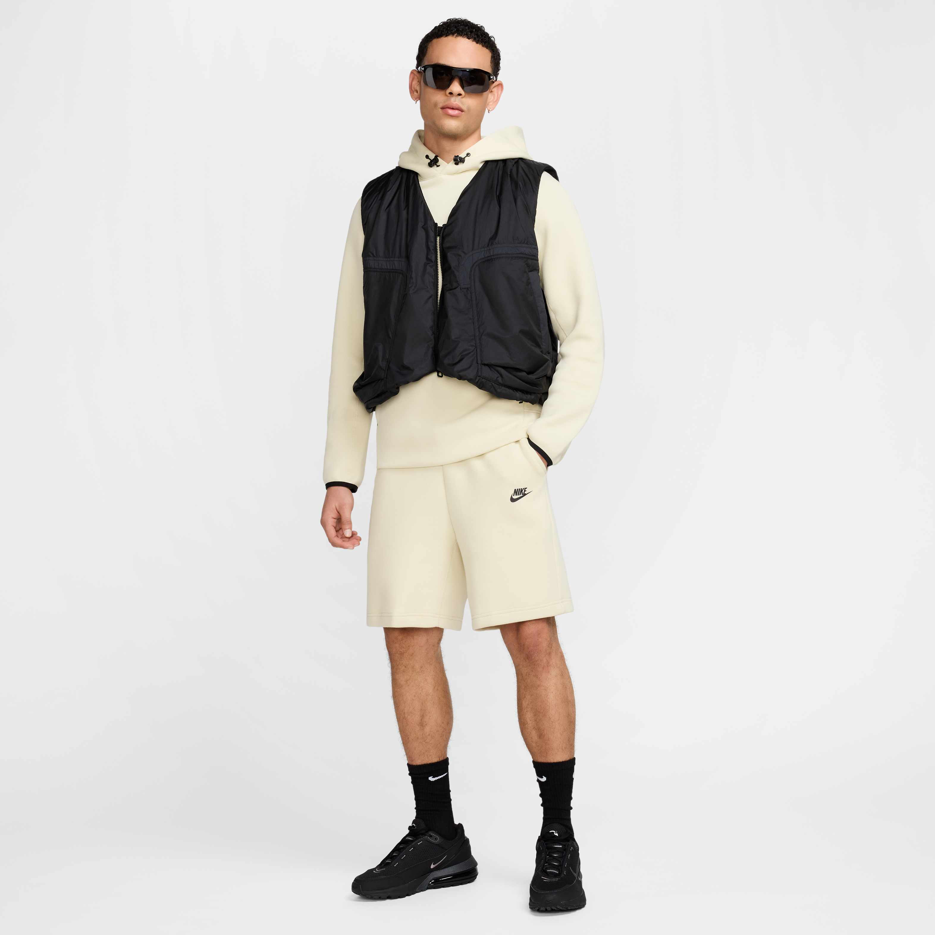 Nike Tech image number 6