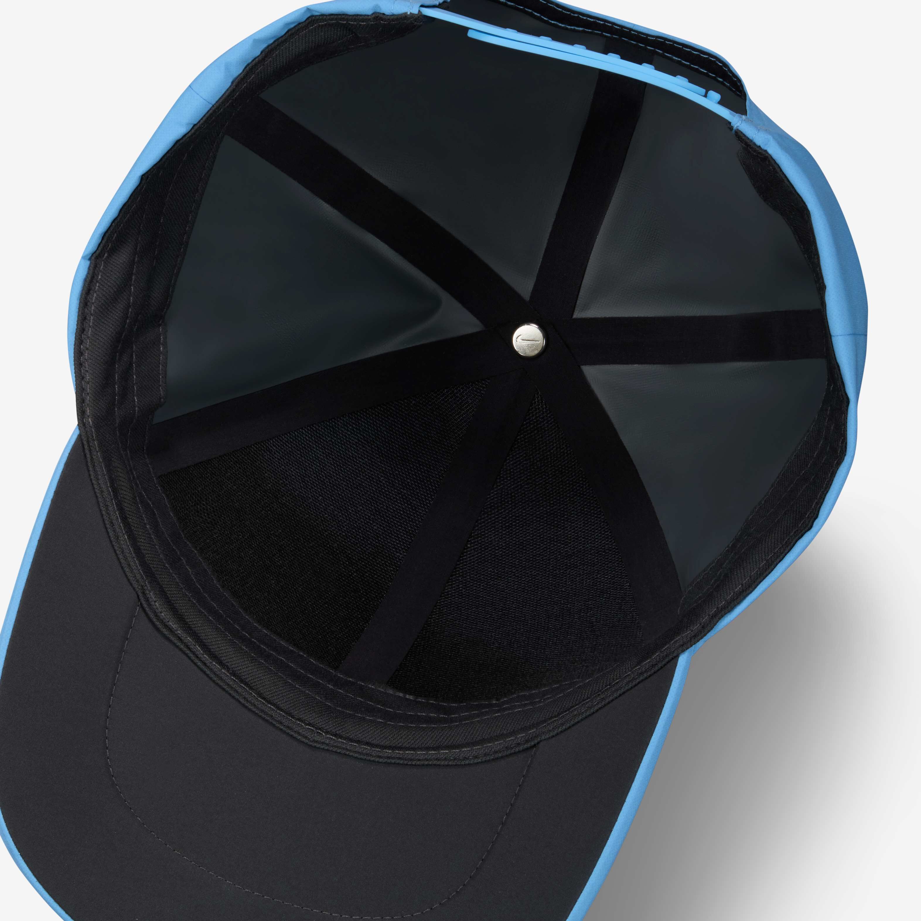 Nike Storm-FIT ADV Club image number 4