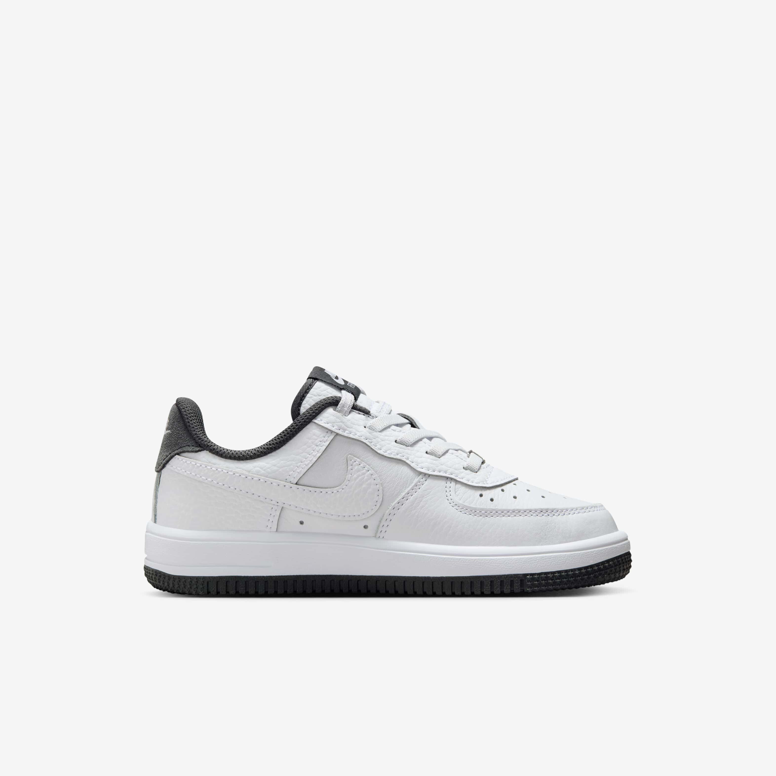 Nike Force 1 Low LV8 EasyOn image number 2