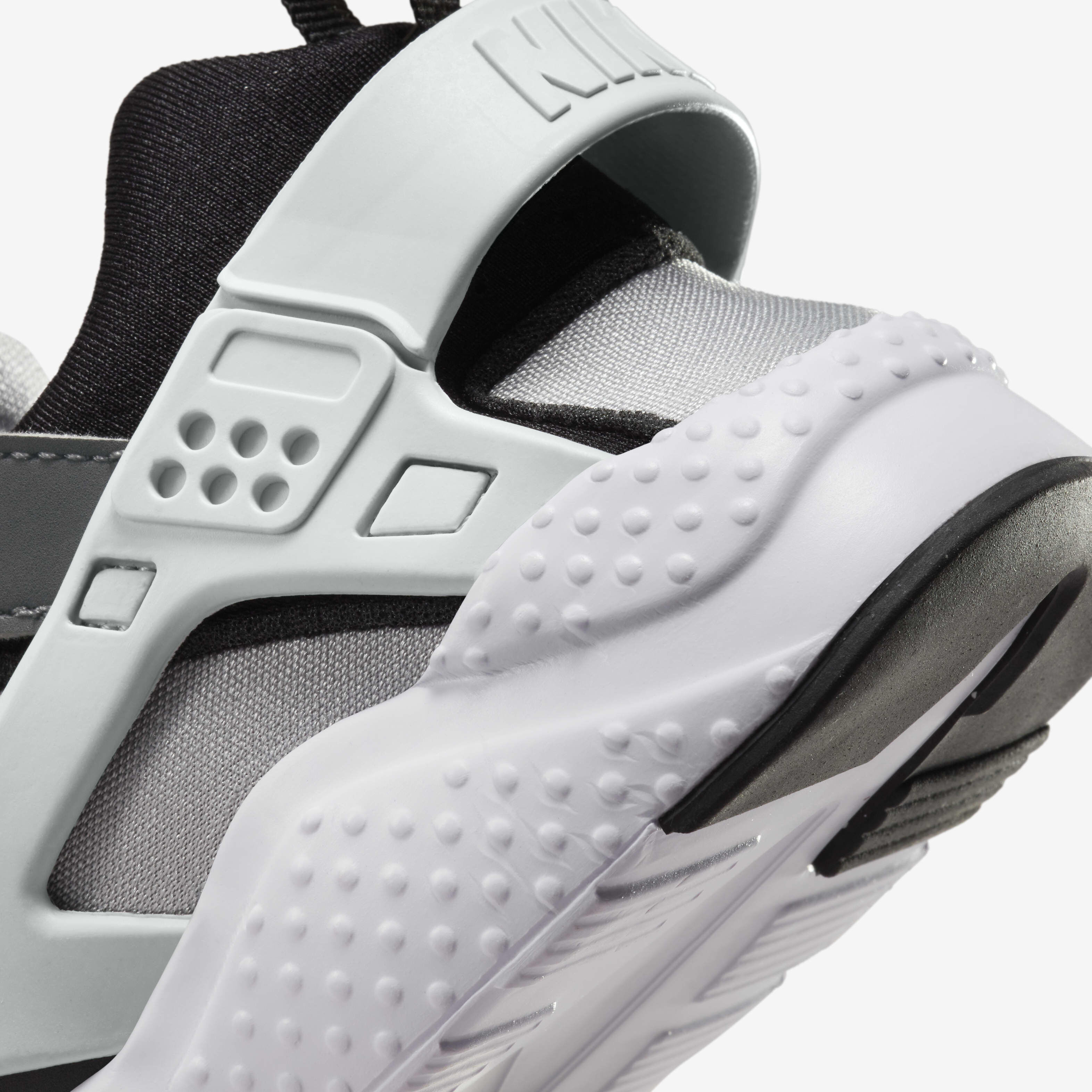 Nike huarache run shoes online