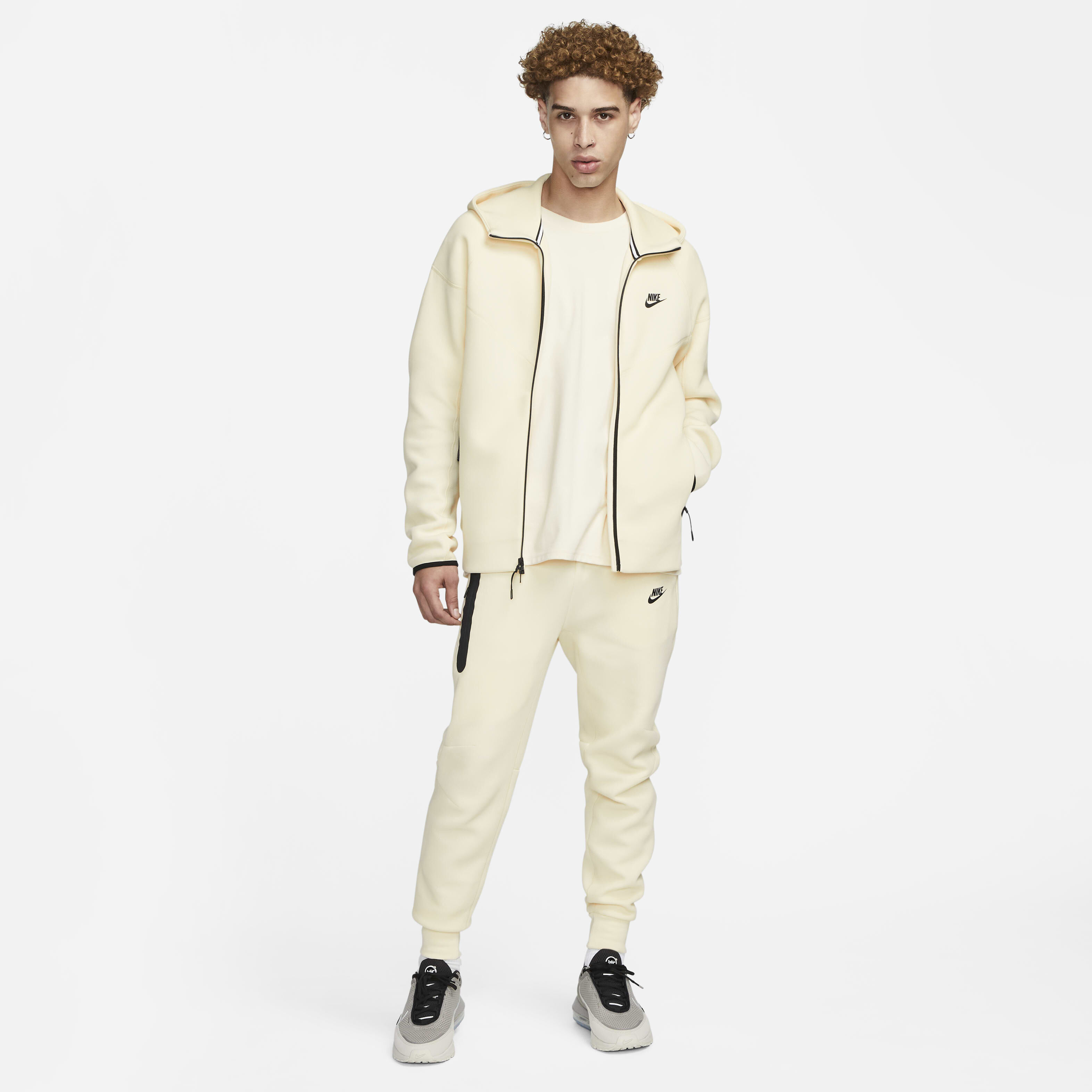 Nike Sportswear Tech Fleece Windrunner image number 7