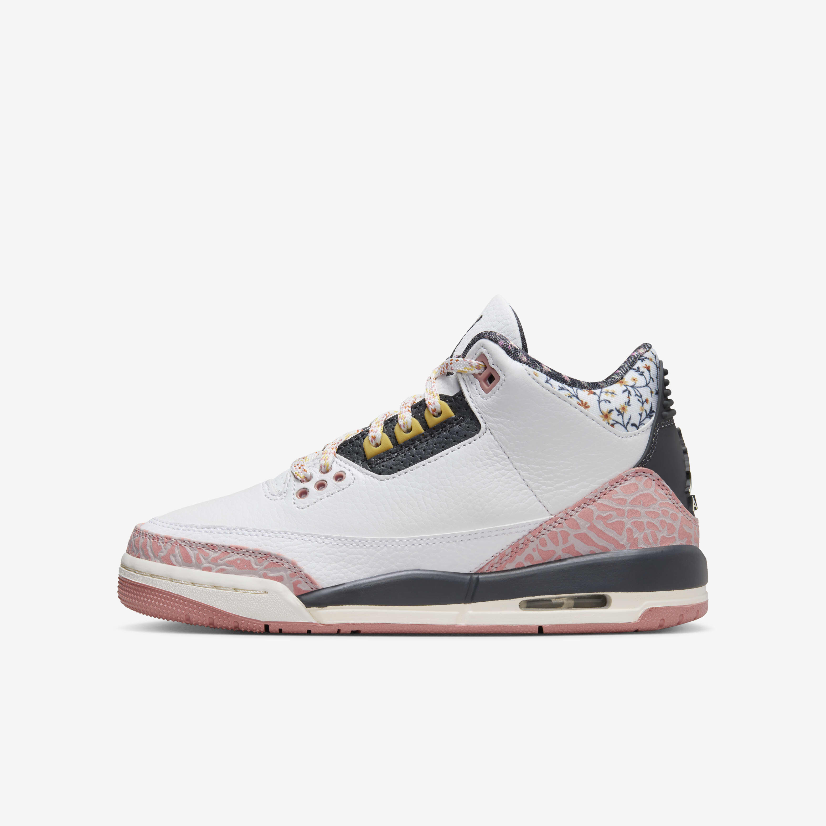 Air Jordan 3 Retro image number 0