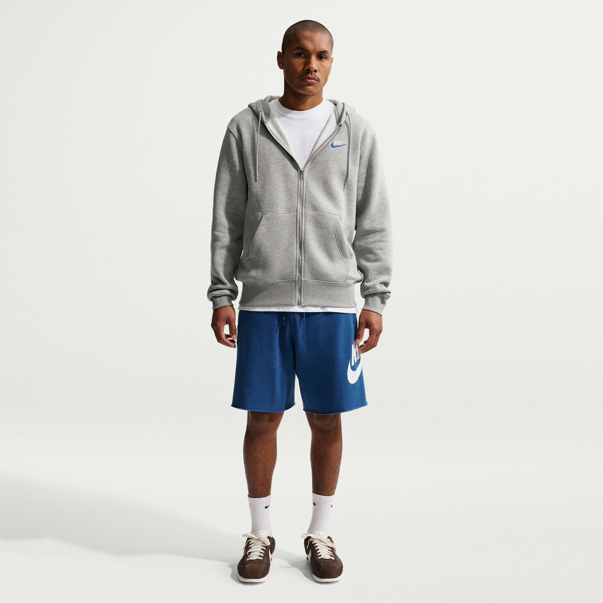 Nike Sportswear Club image number 0