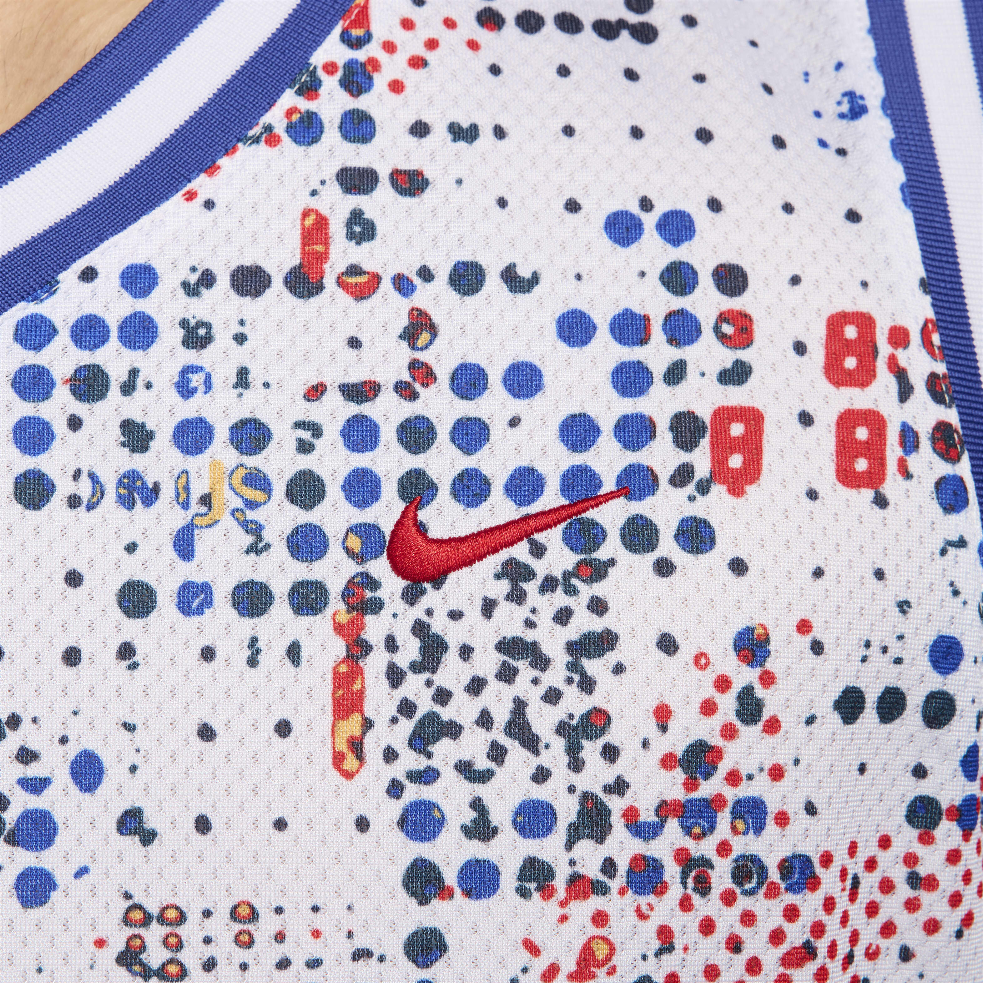 Nike DNA image number 3