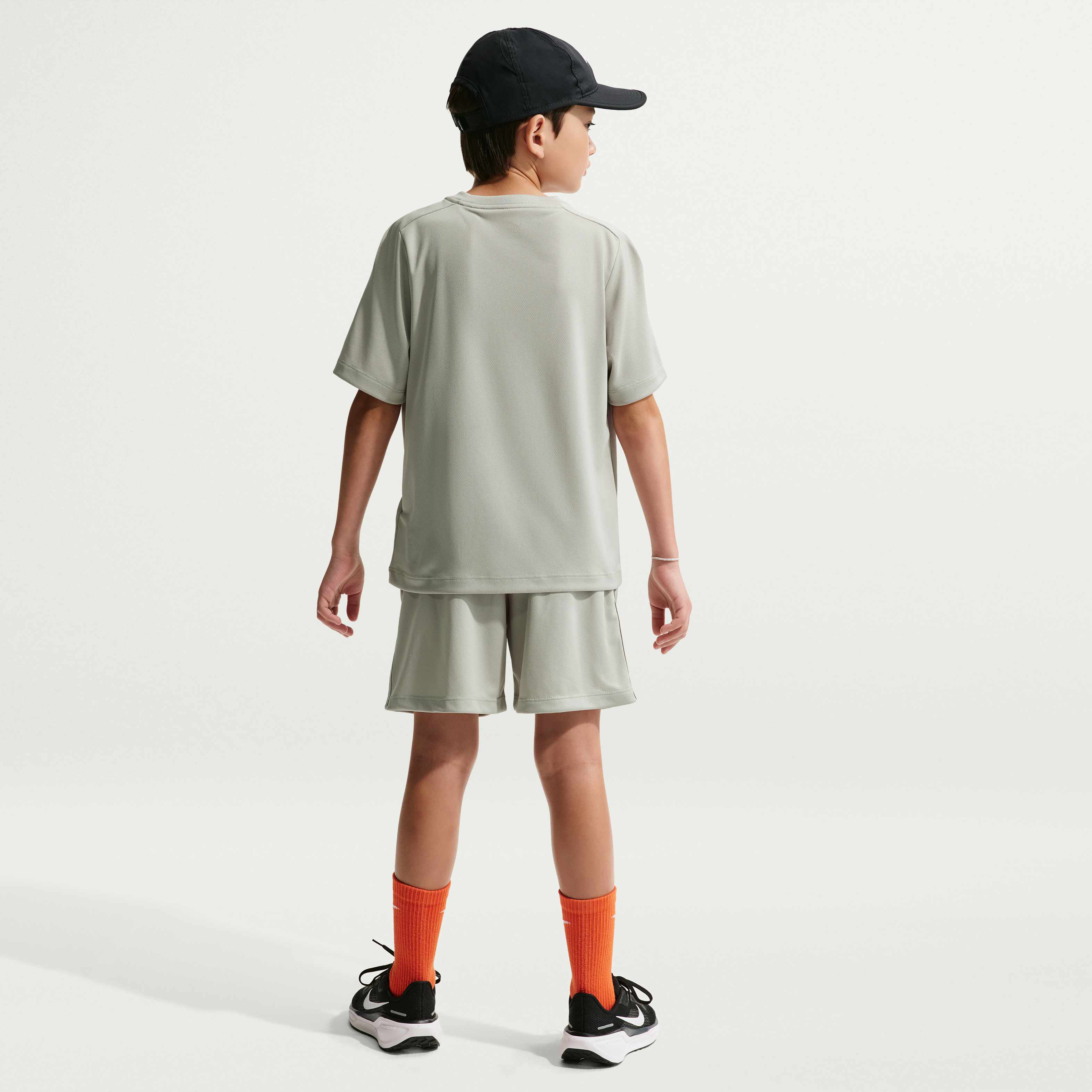 نايكي مالتي image number 4