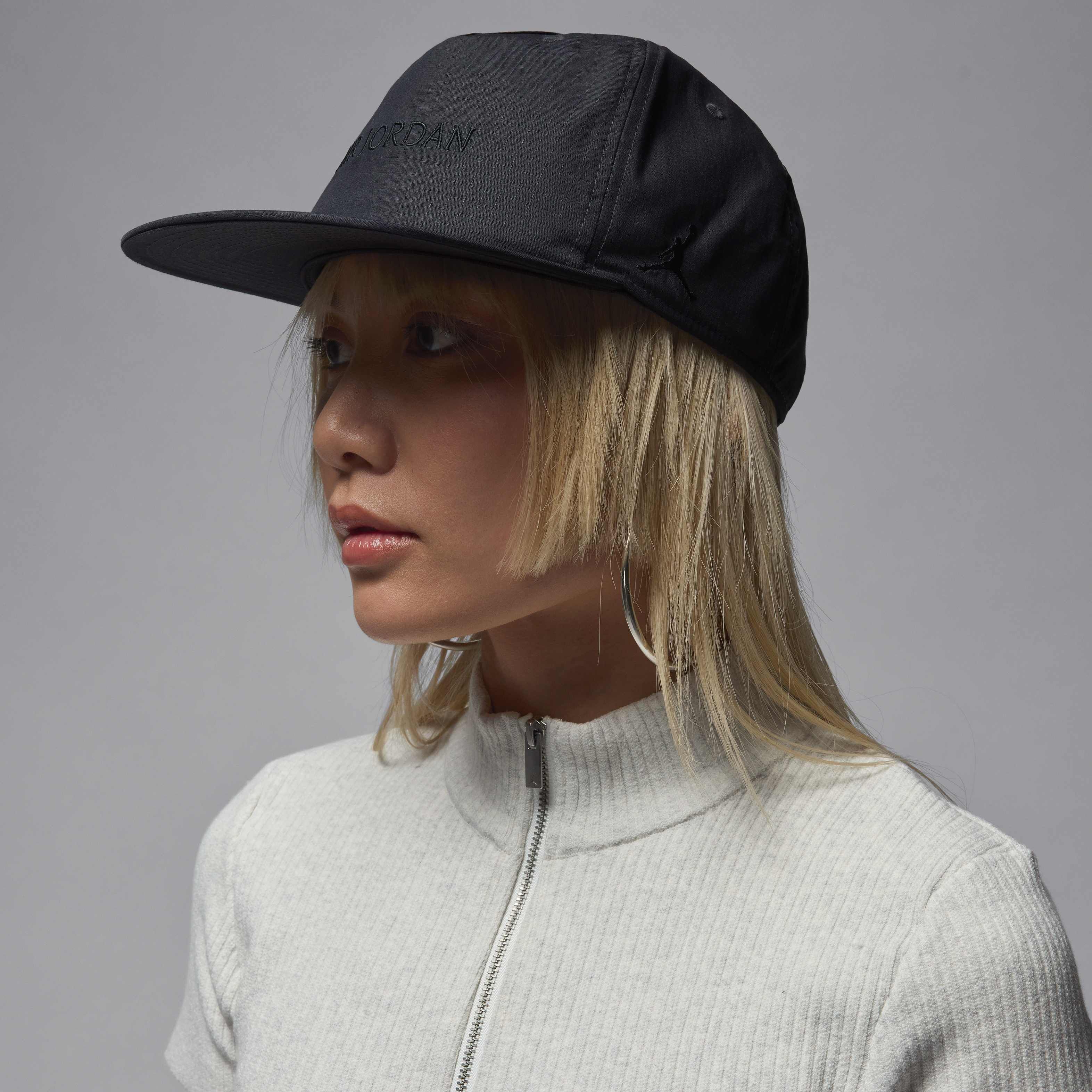 اير جوردن برو image number 2