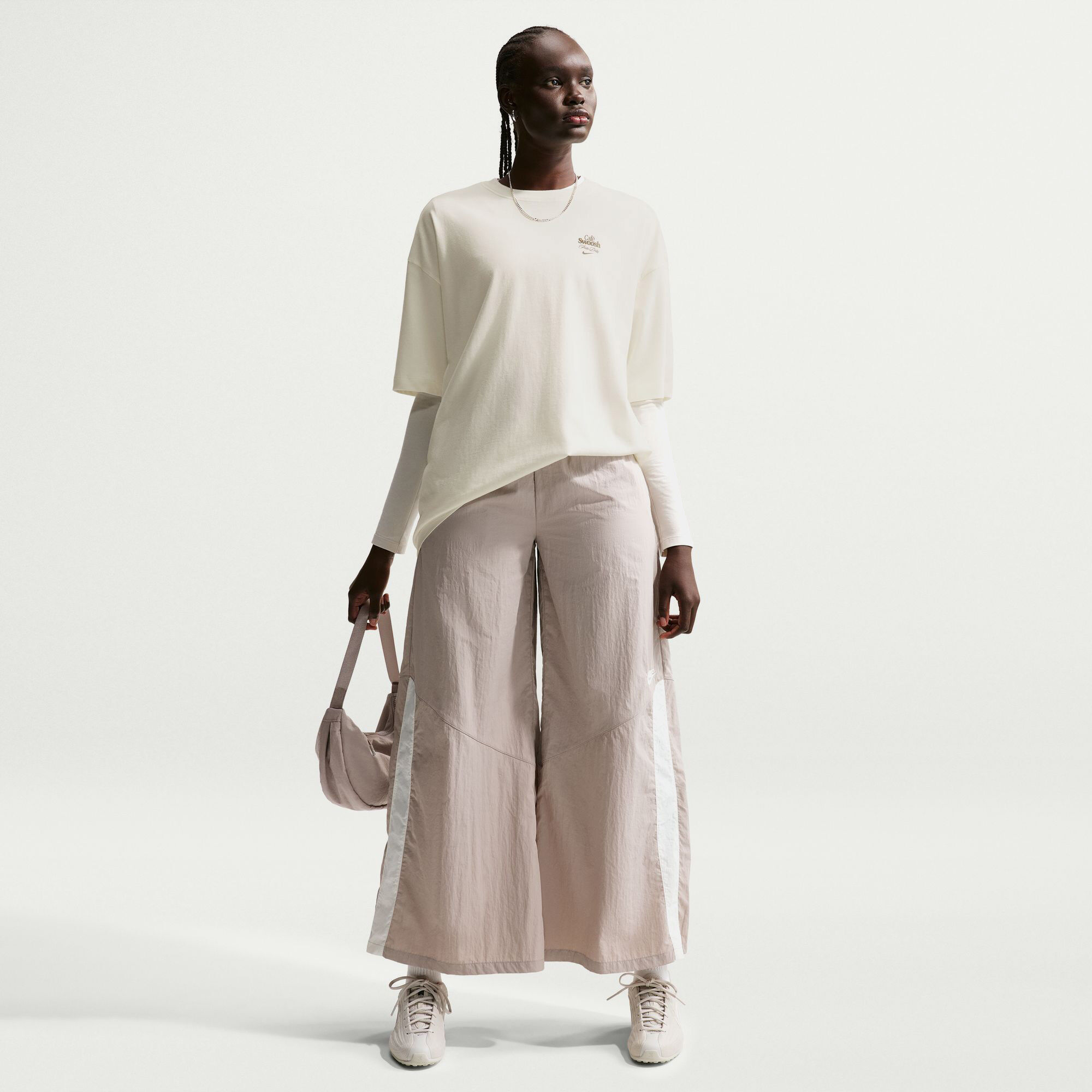 نايكي سبورتسوير image number 0