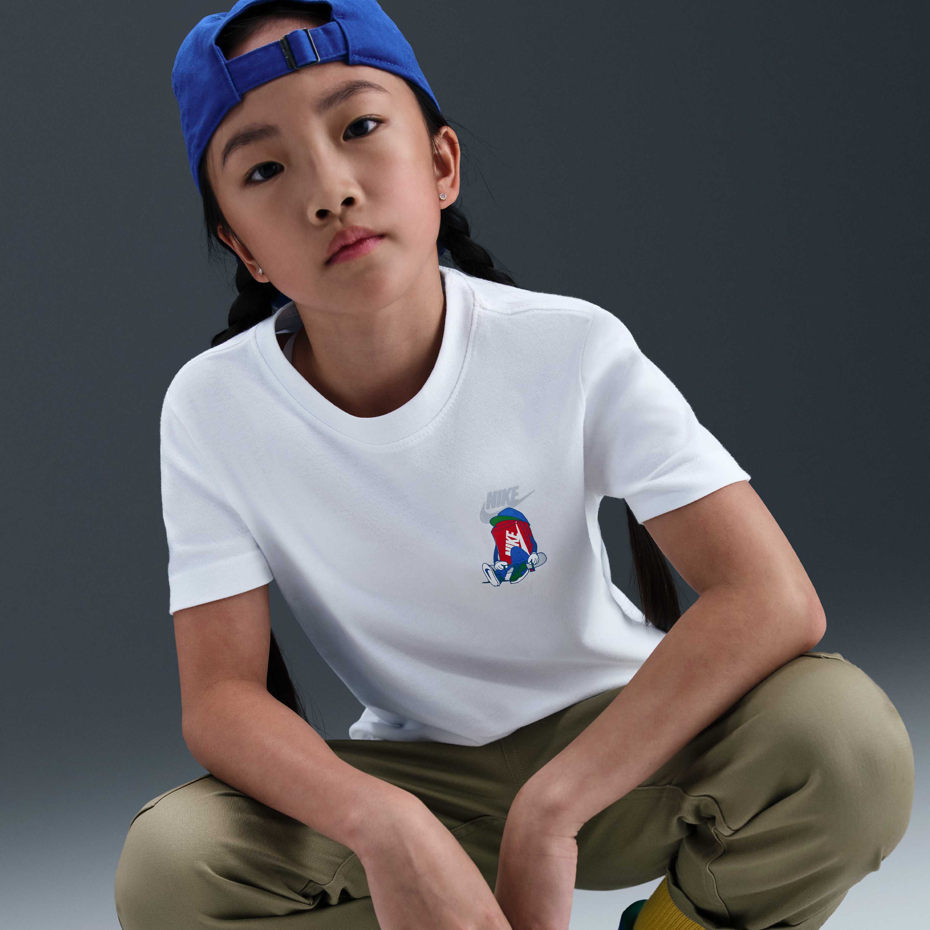 نايكي سبورتسوير image number 2