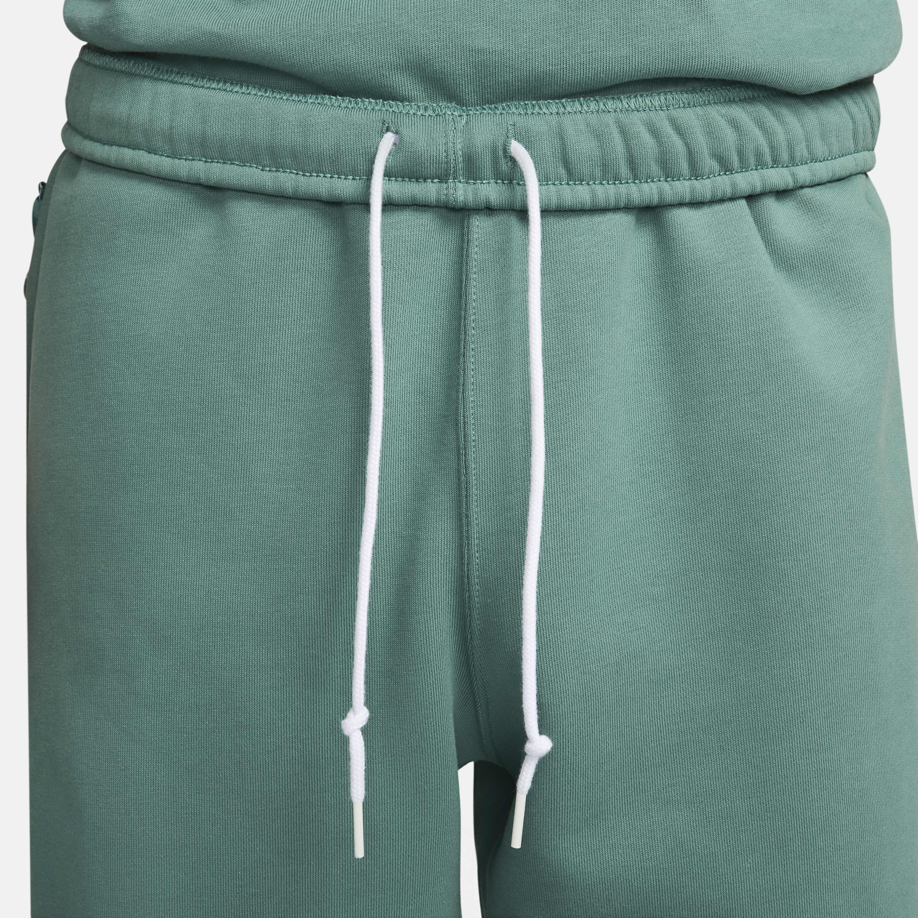 نايكي سولو سووش image number 2