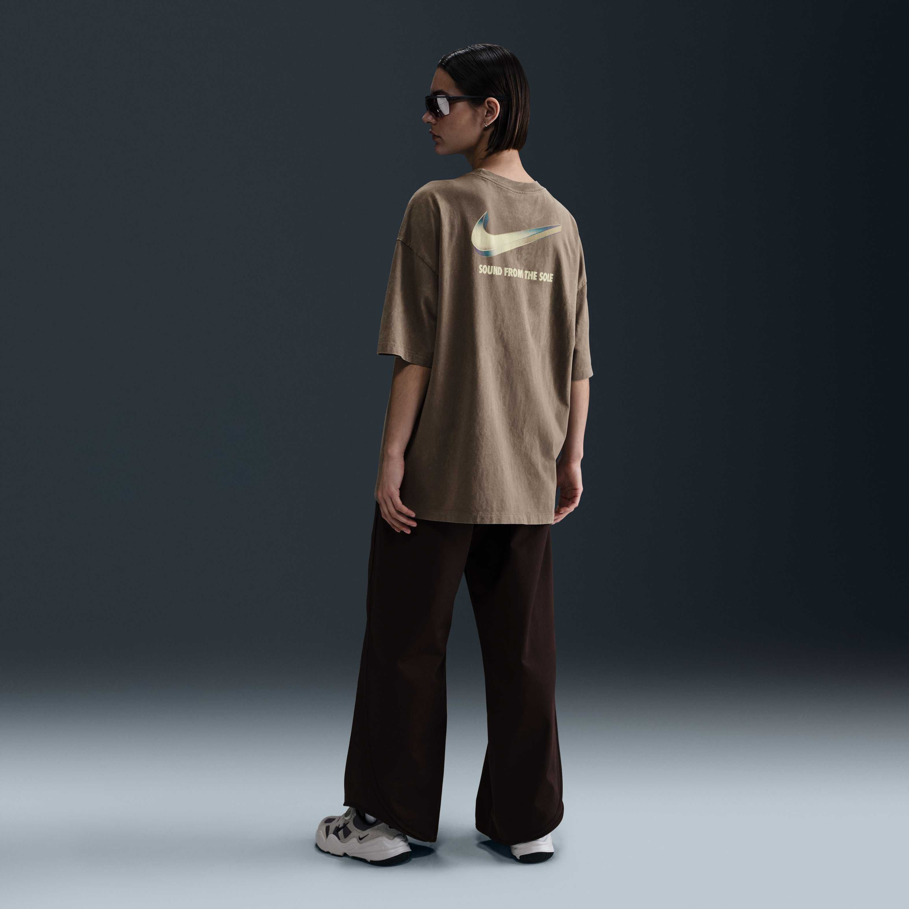 نايكي سبورتسوير image number 4