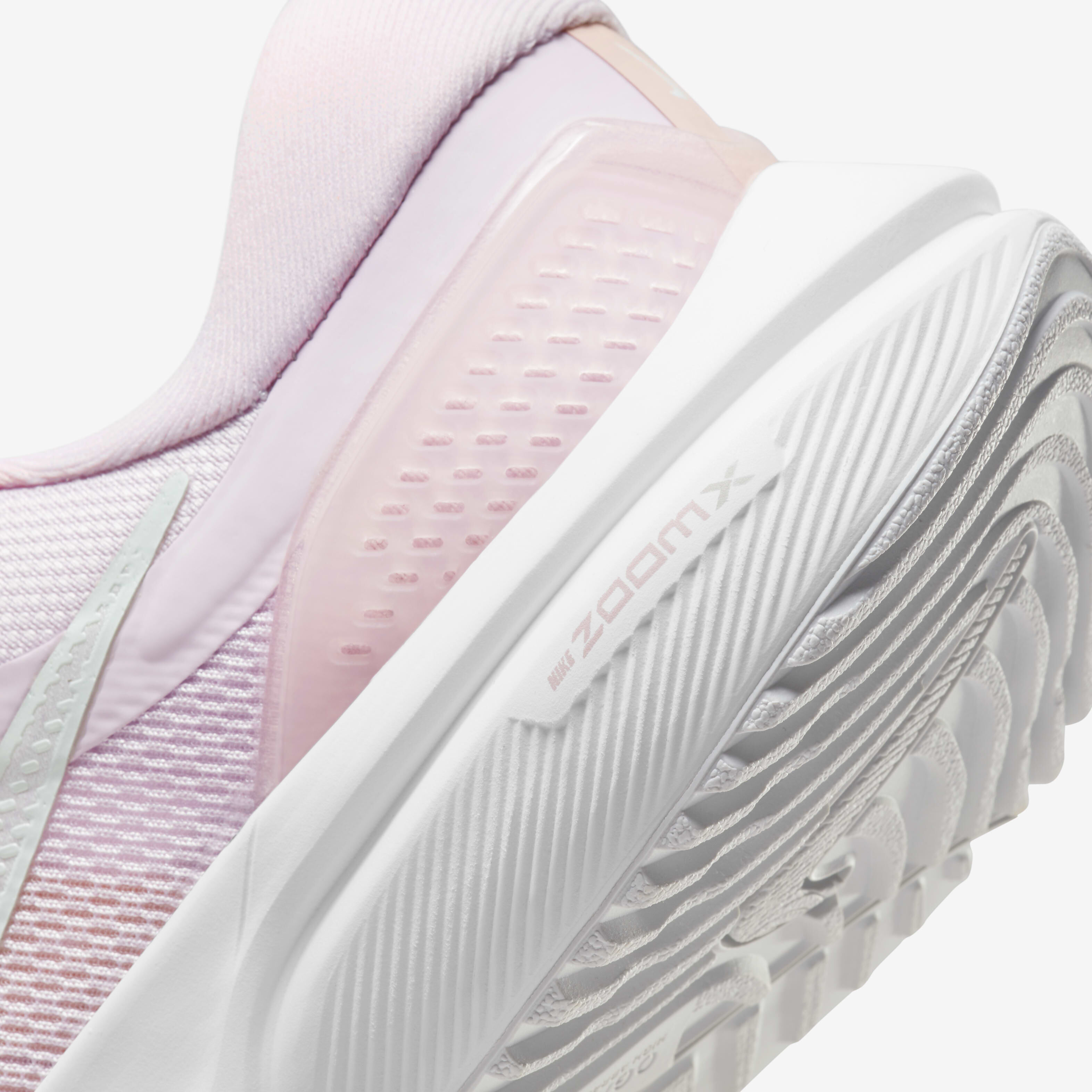 Nike Vomero 16 image number 7