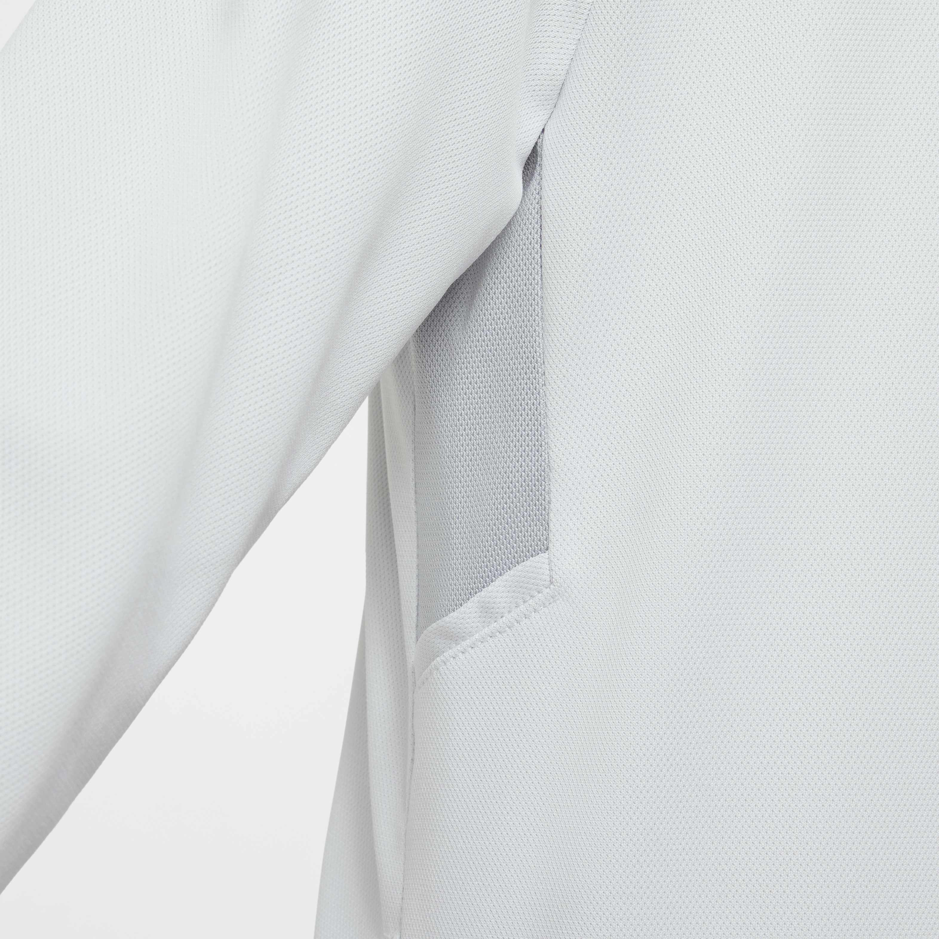 نايكي أكاديمي image number 6