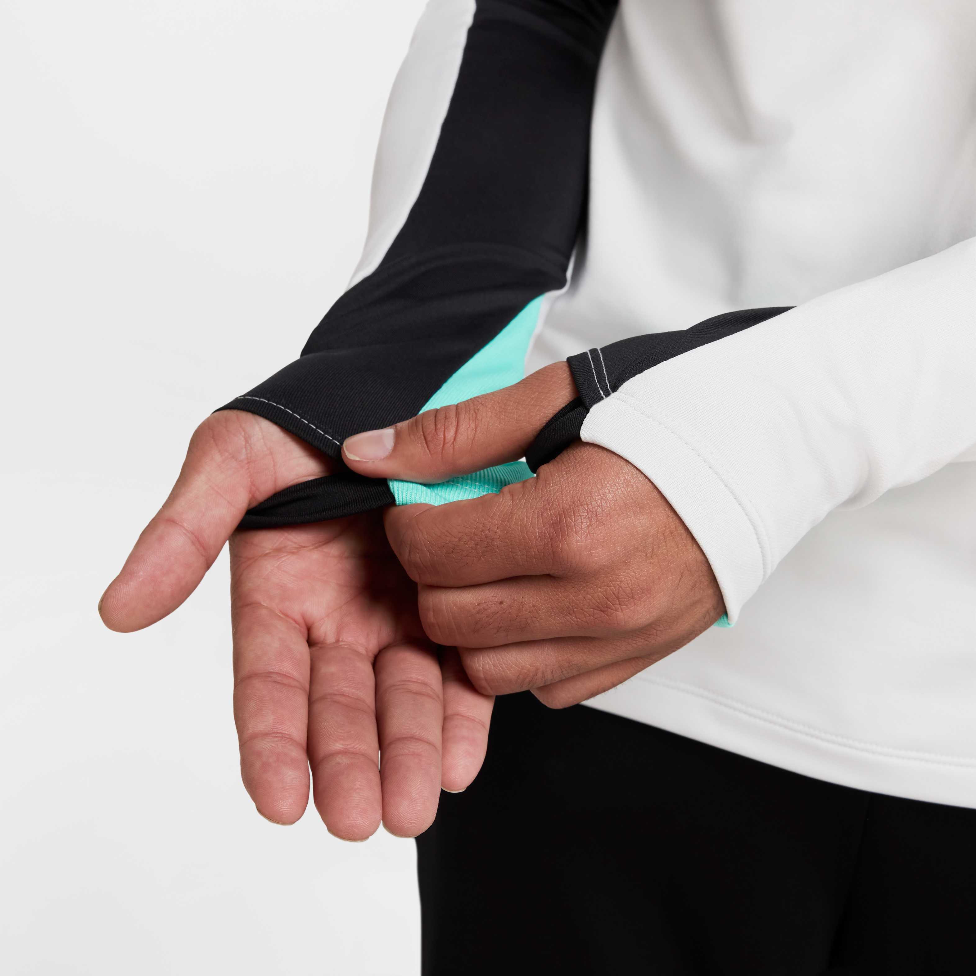 نايكي سترايك image number 3