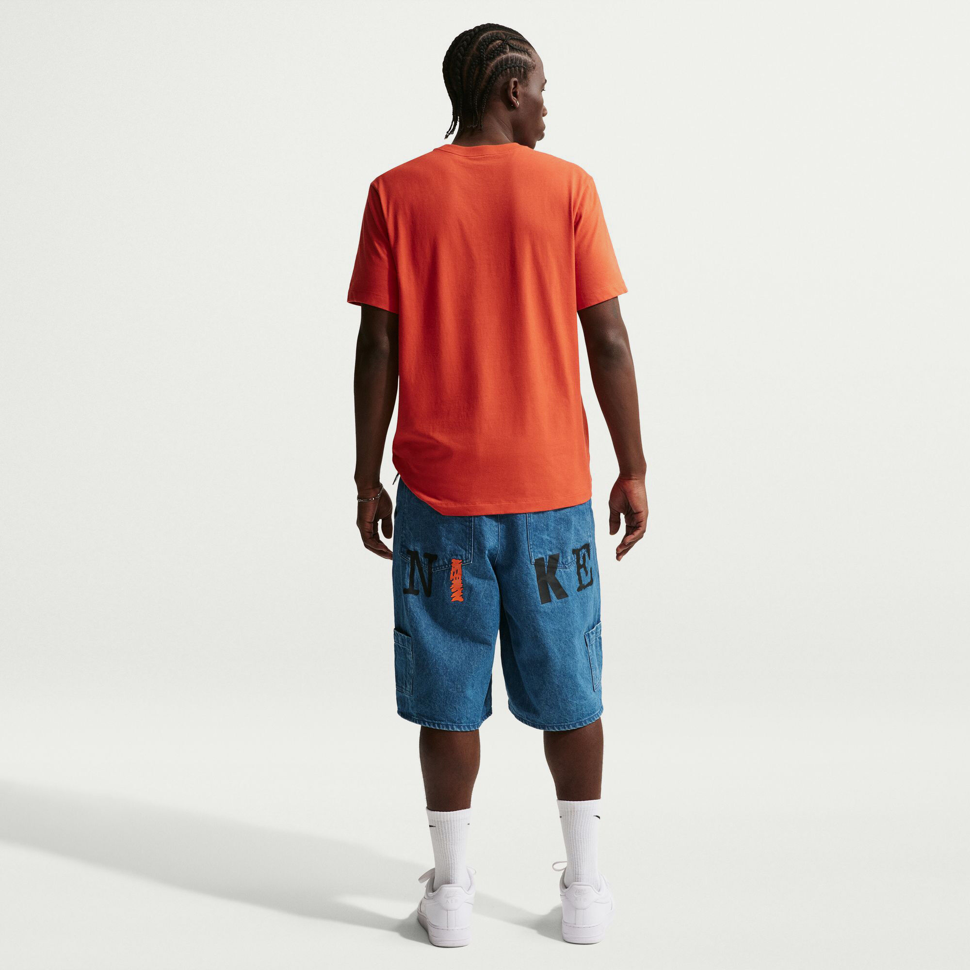 Nike Sportswear Swoosh image number 1