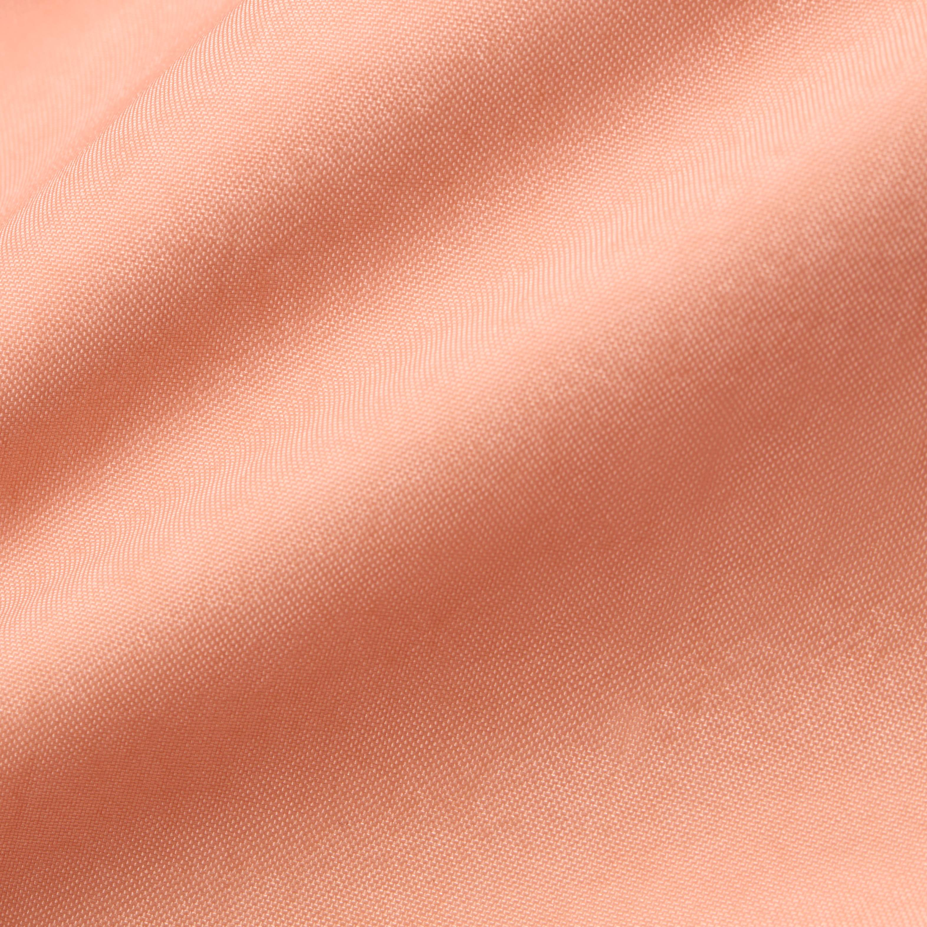 نايكي أورا image number 4