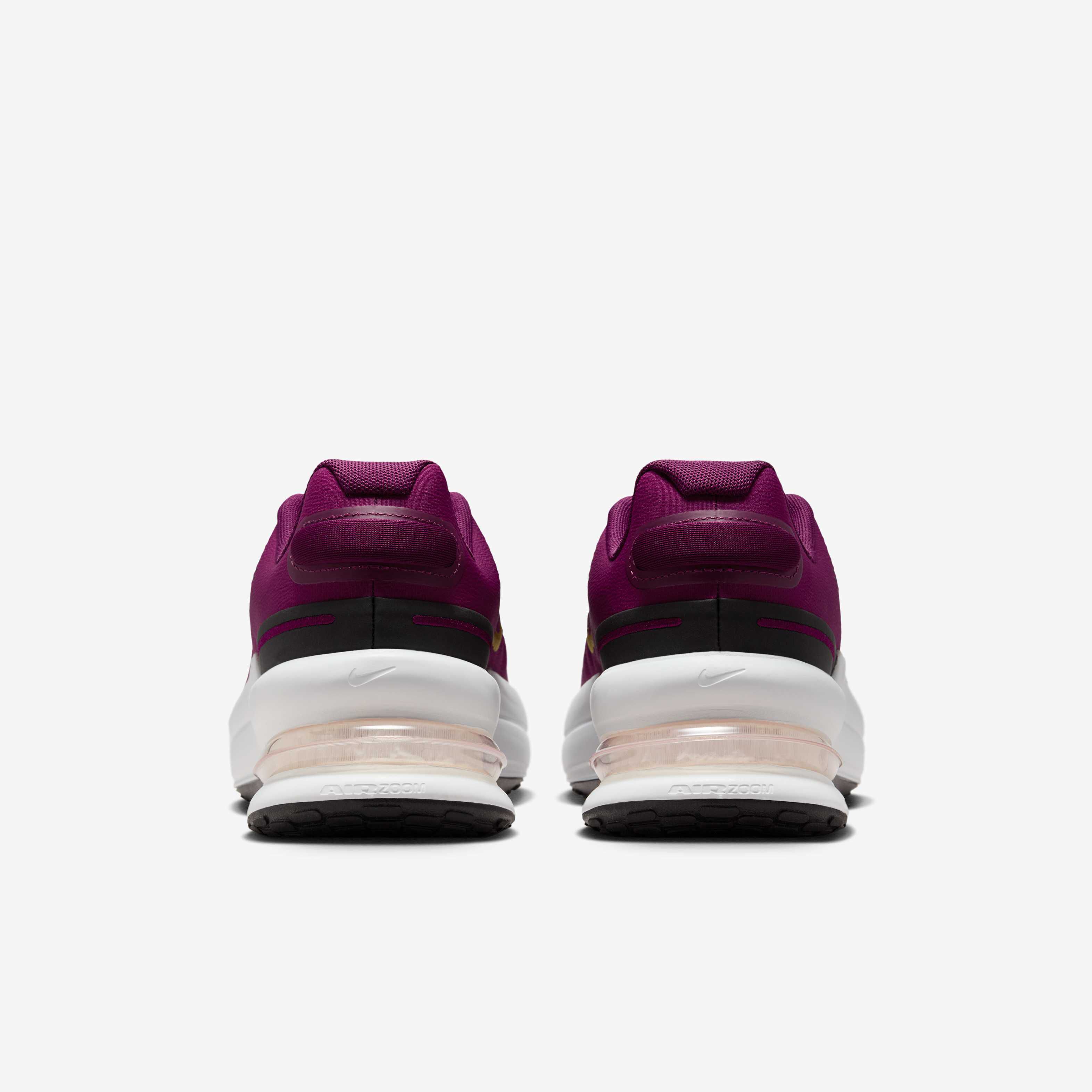 نايكي اير زووم اب تيرن SC image number 5