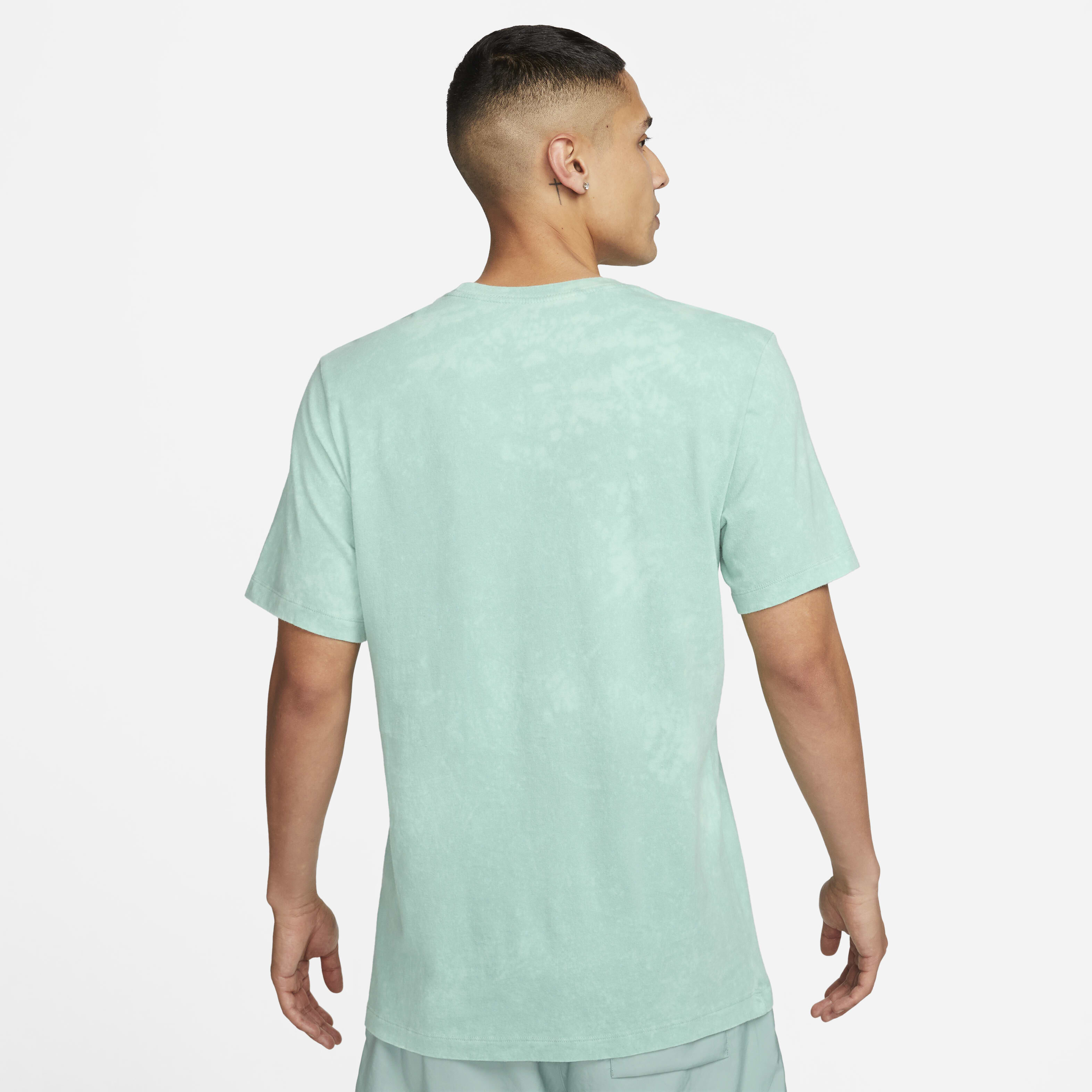 نايكي سبورتسوير كلوب image number 1