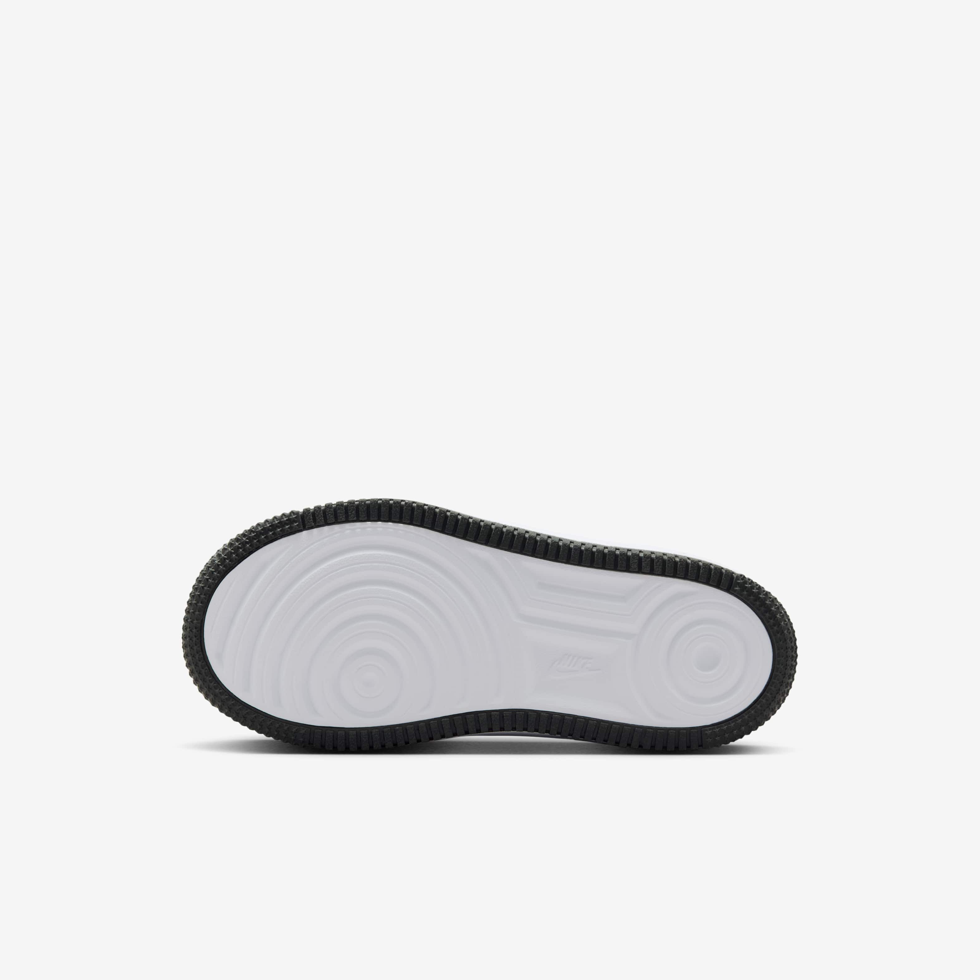 Nike Force 1 Low LV8 EasyOn image number 1