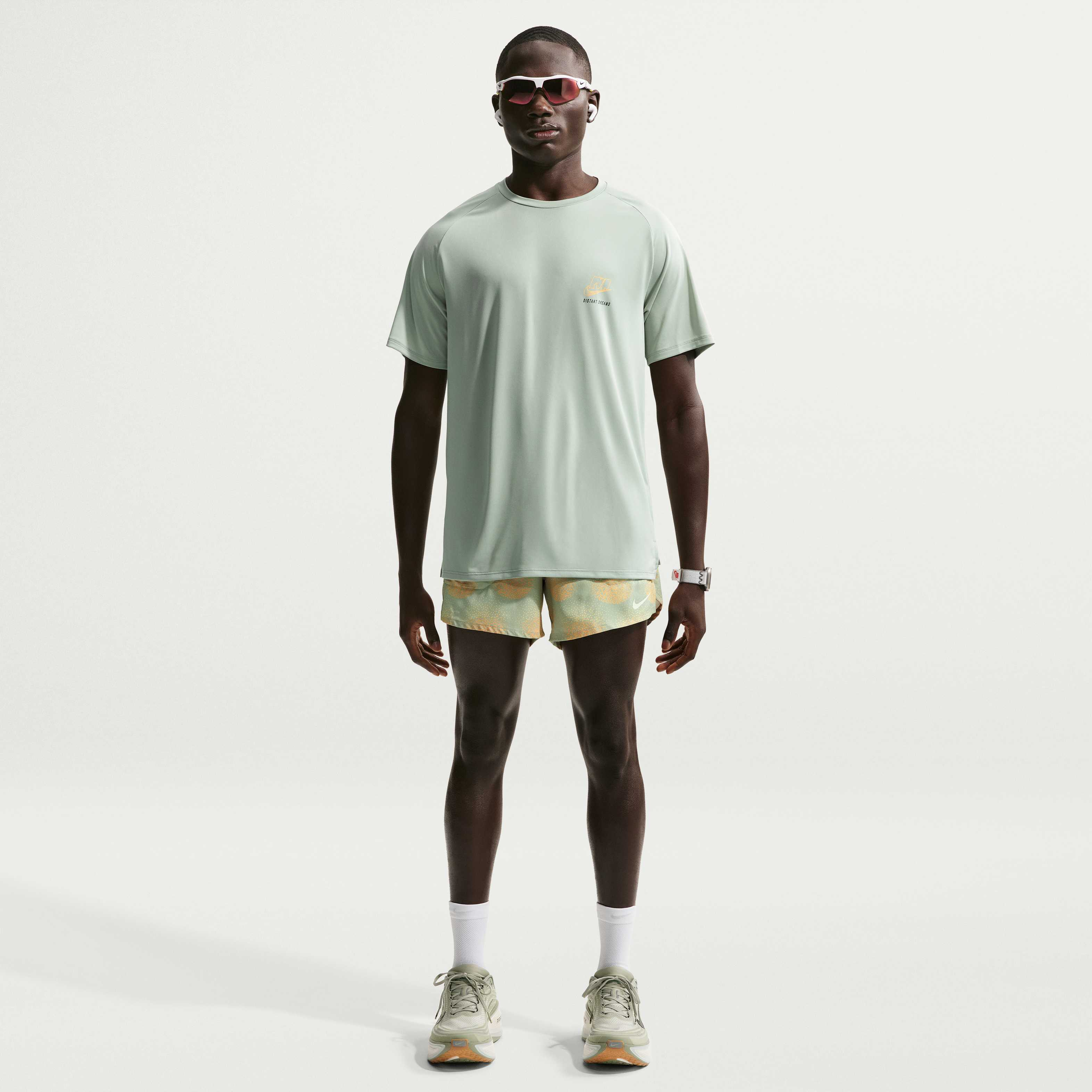 Nike Stride image number 3