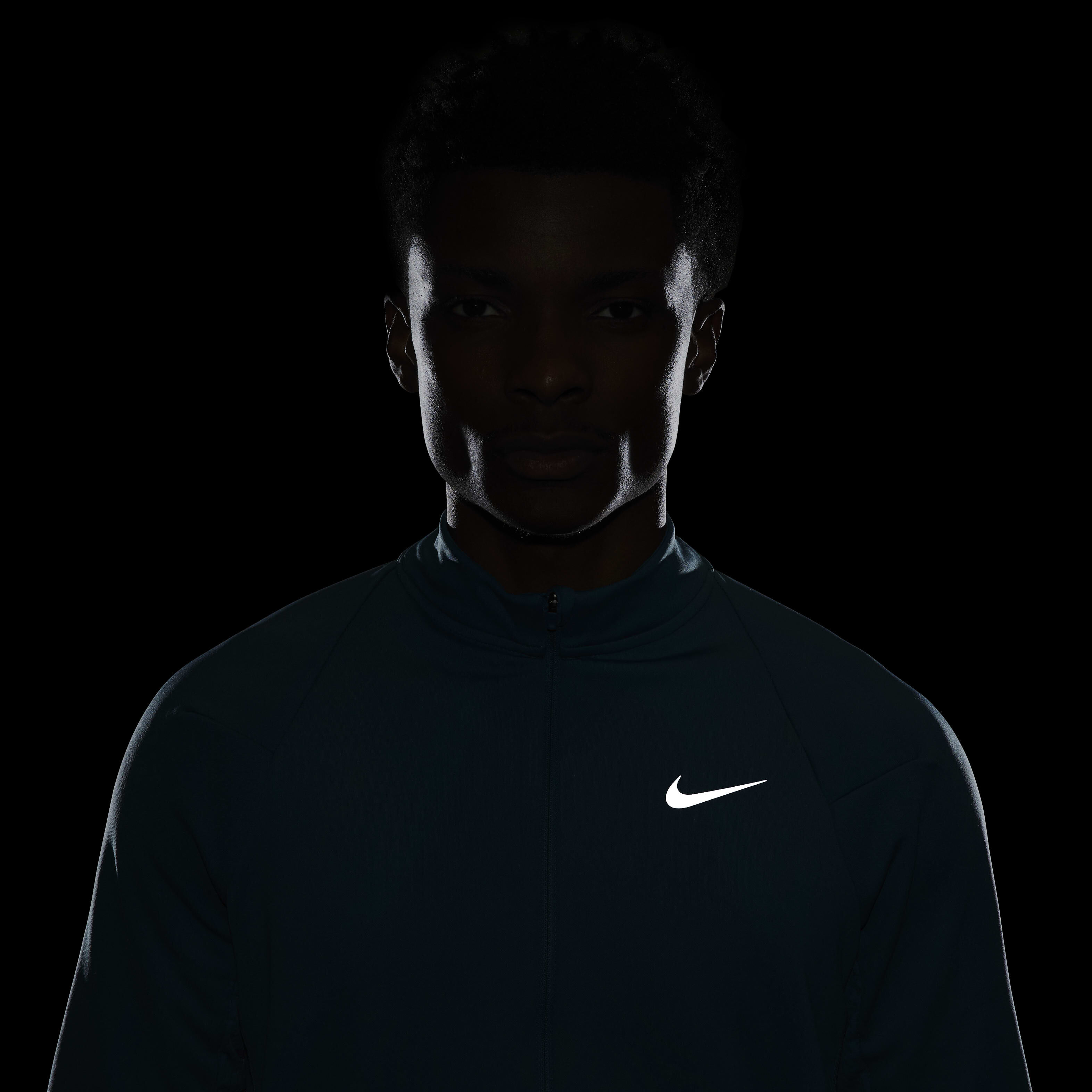 Nike Therma-FIT Run Division image number 8