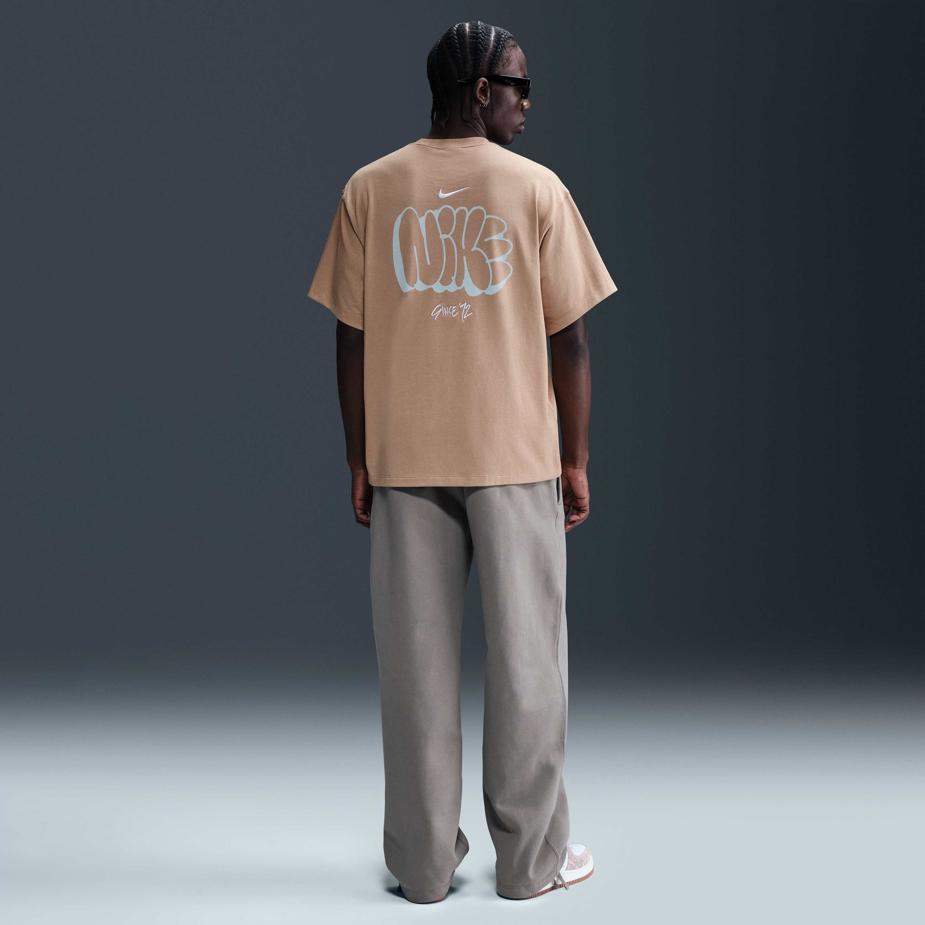 نايكي سولو سووش image number 4