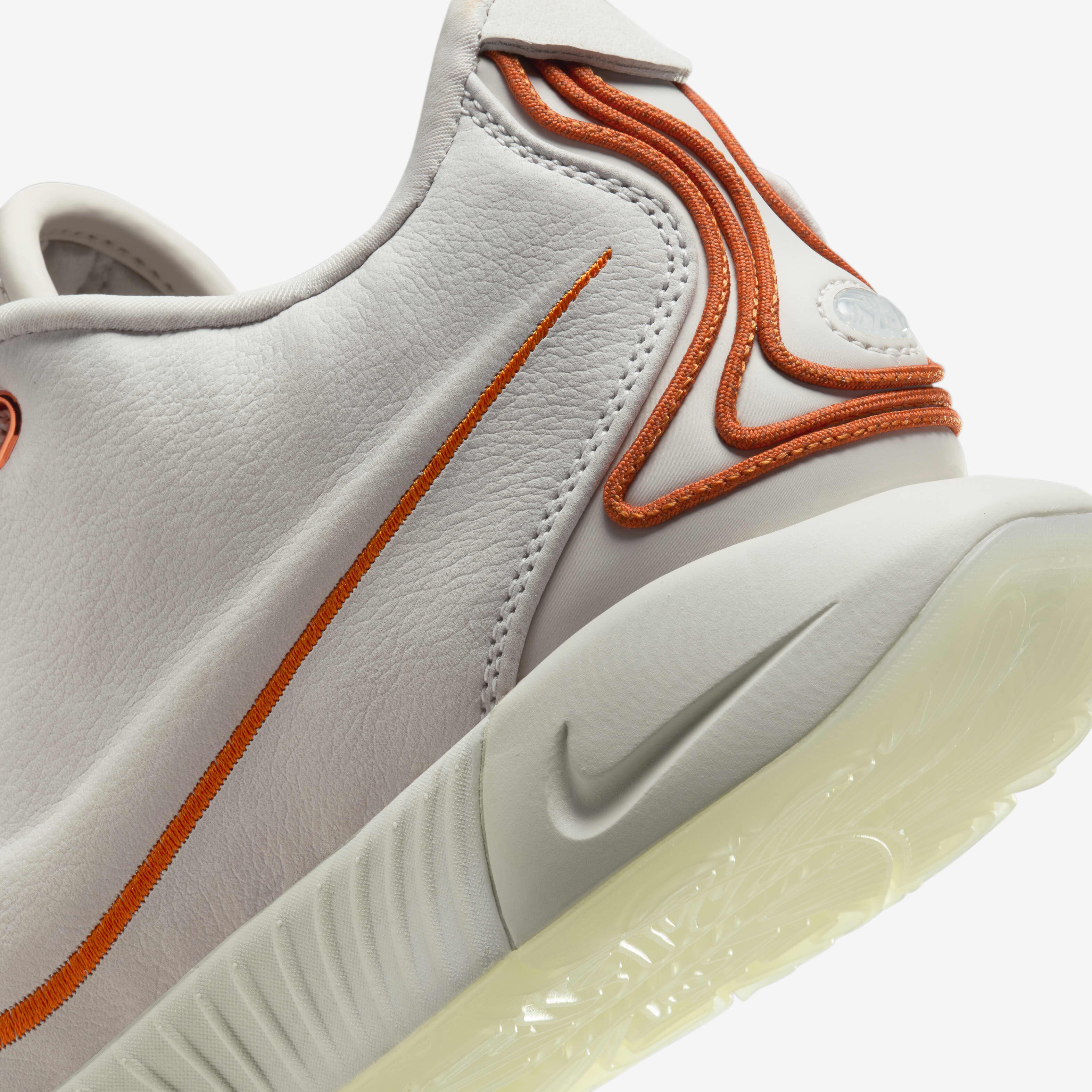 LeBron XXI image number 7