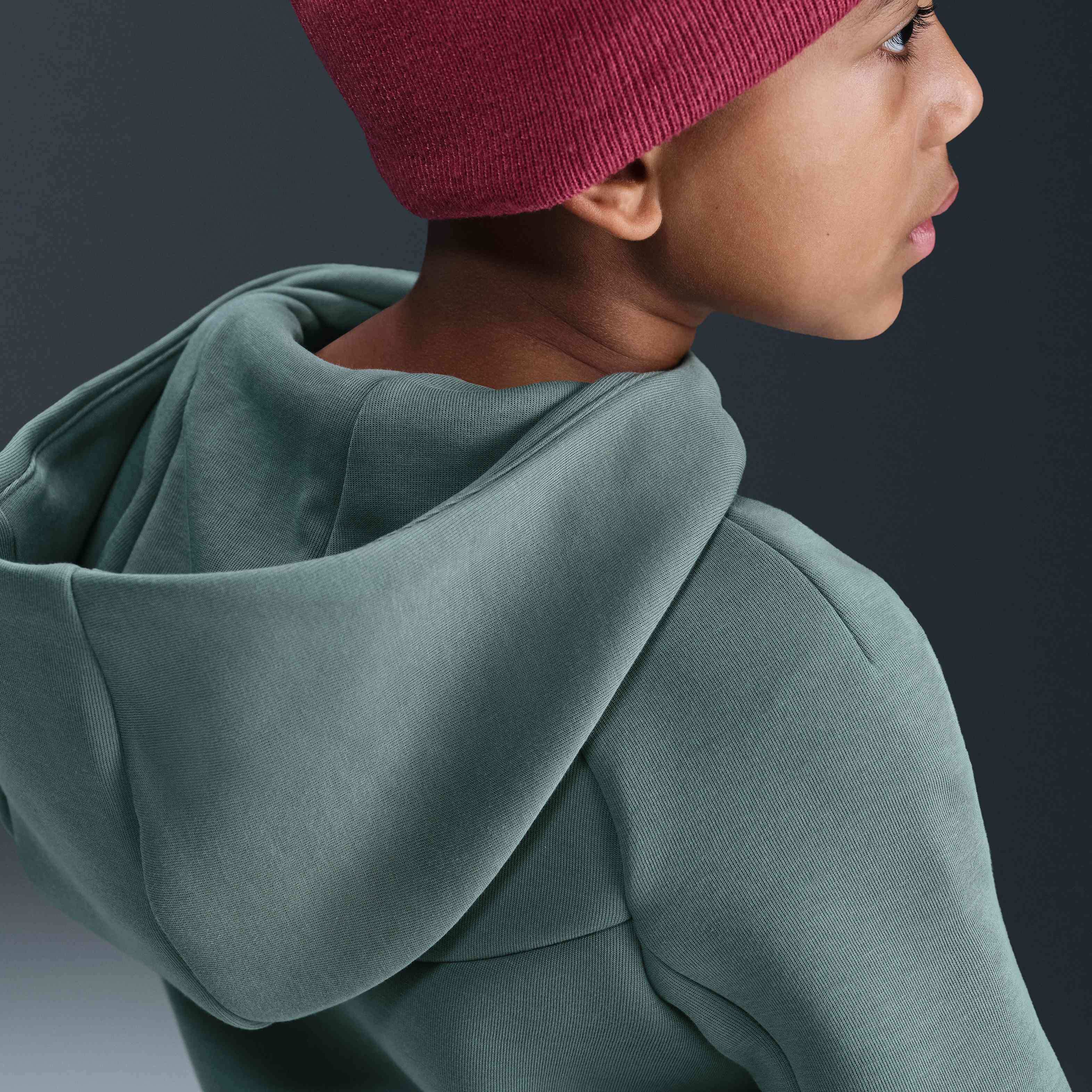 نايكي سبورتسوير تك فليس image number 4