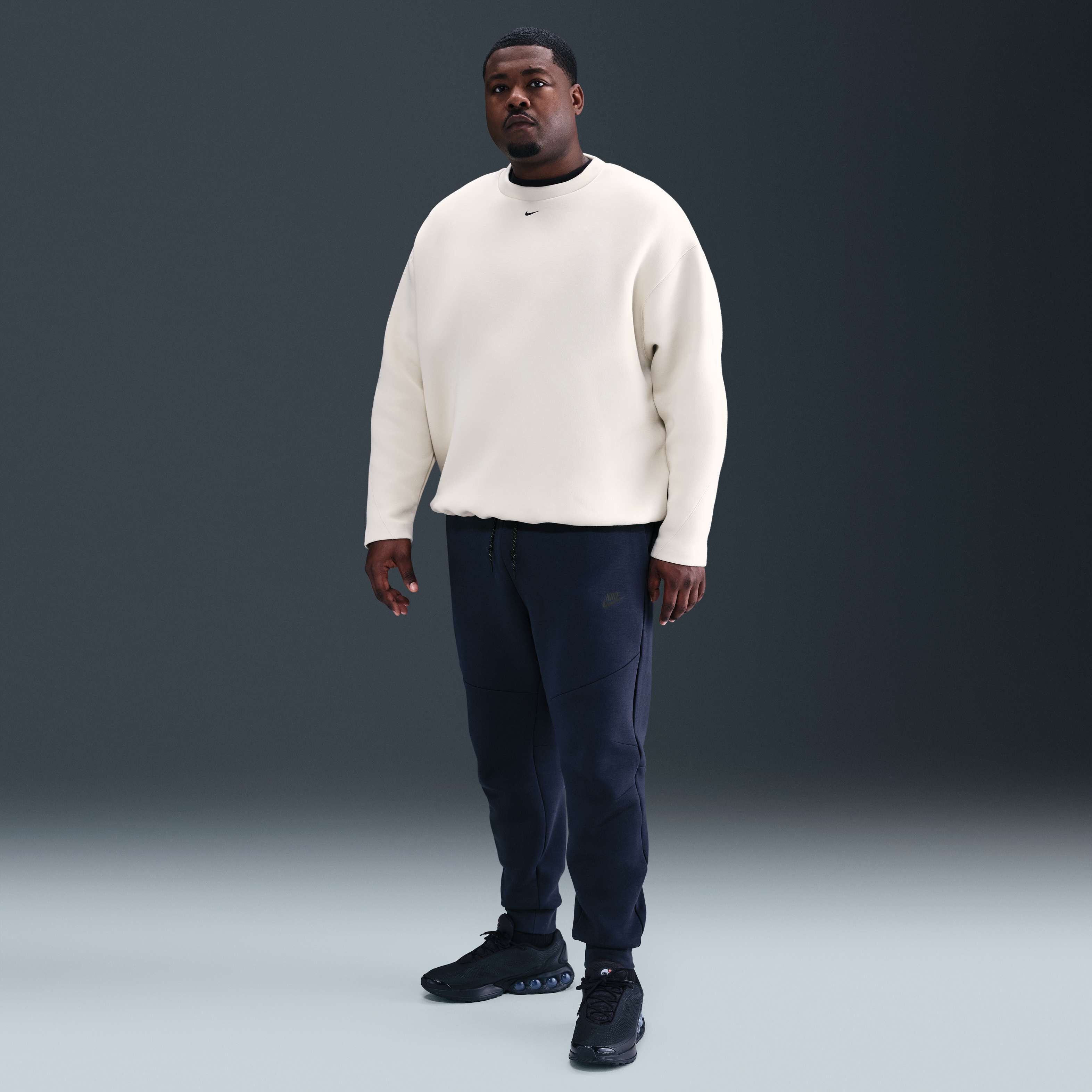 Nike Tech image number 9