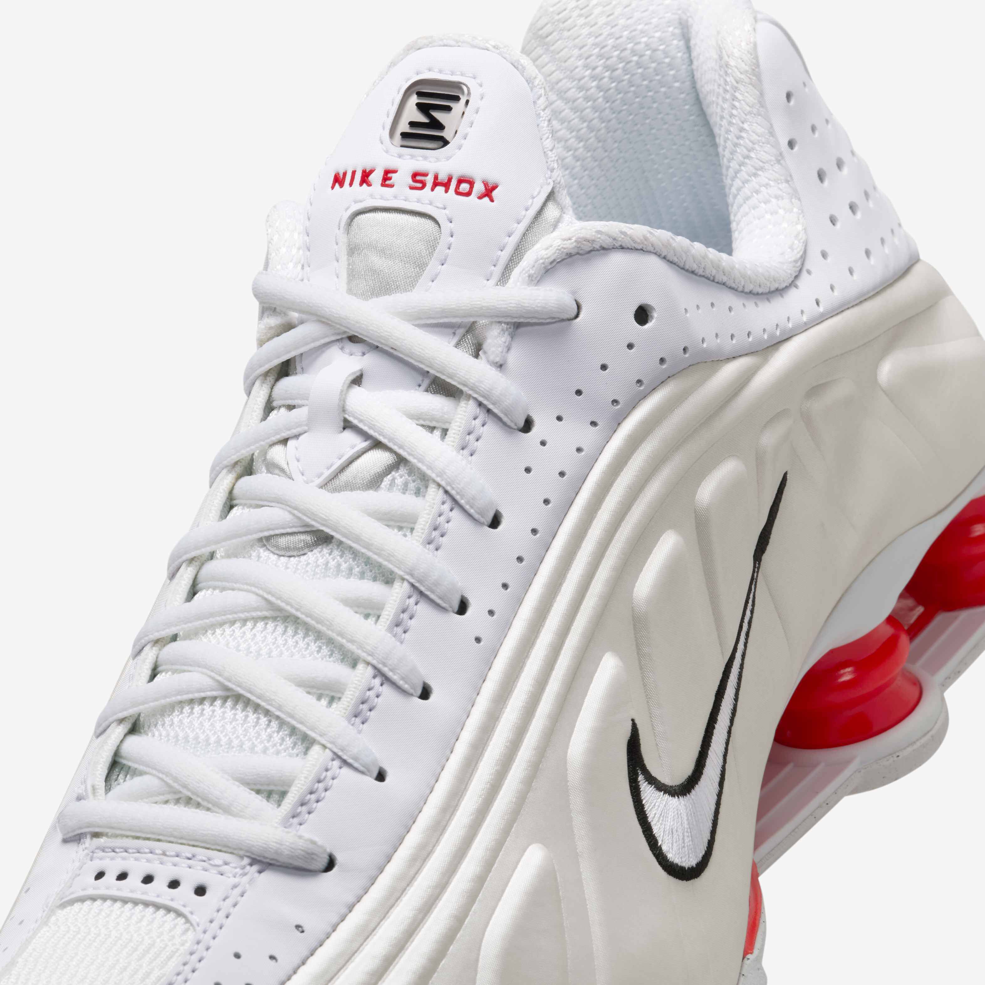 Nike Shox R4 image number 6