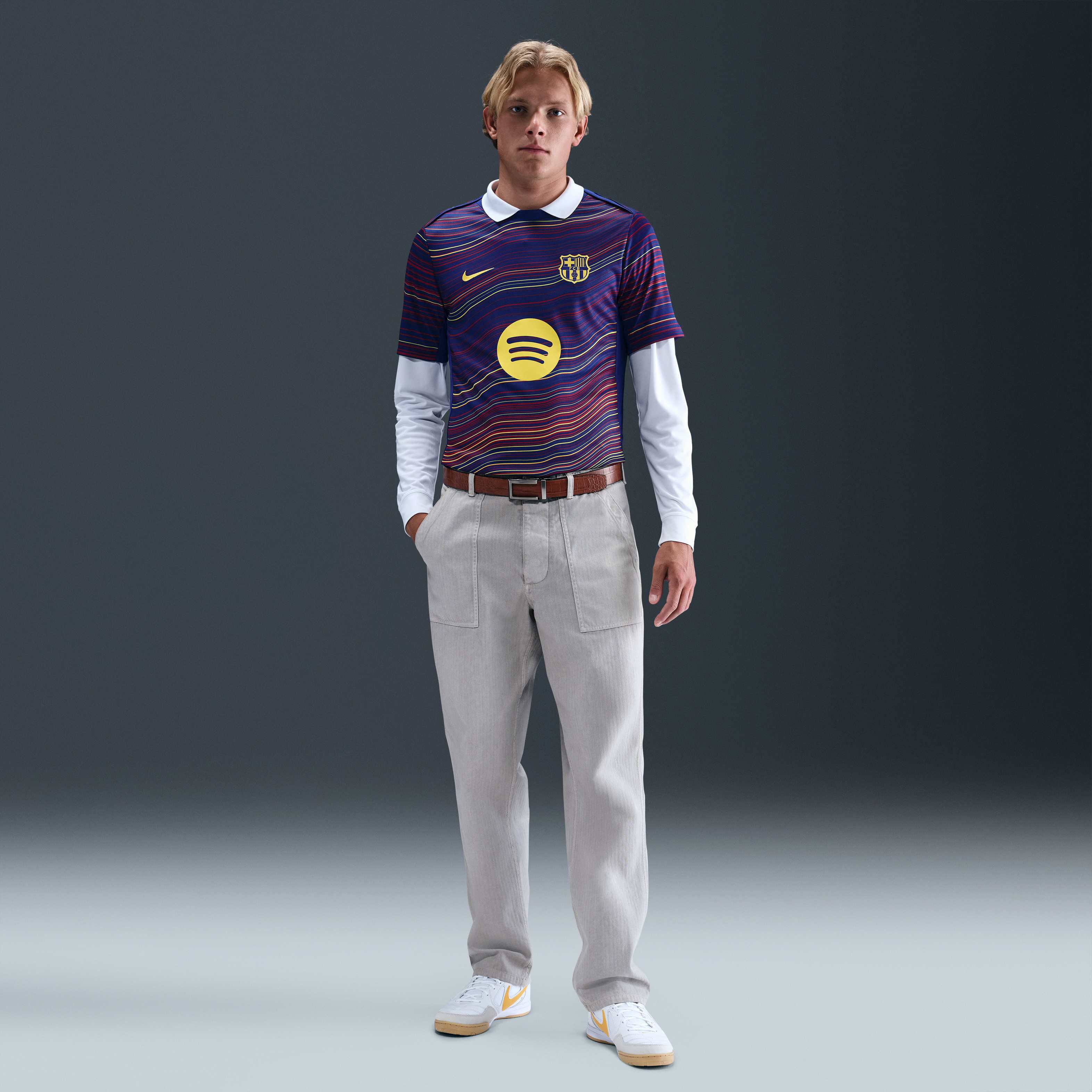 FC برشلونة أكاديمي برو الأساسي image number 3