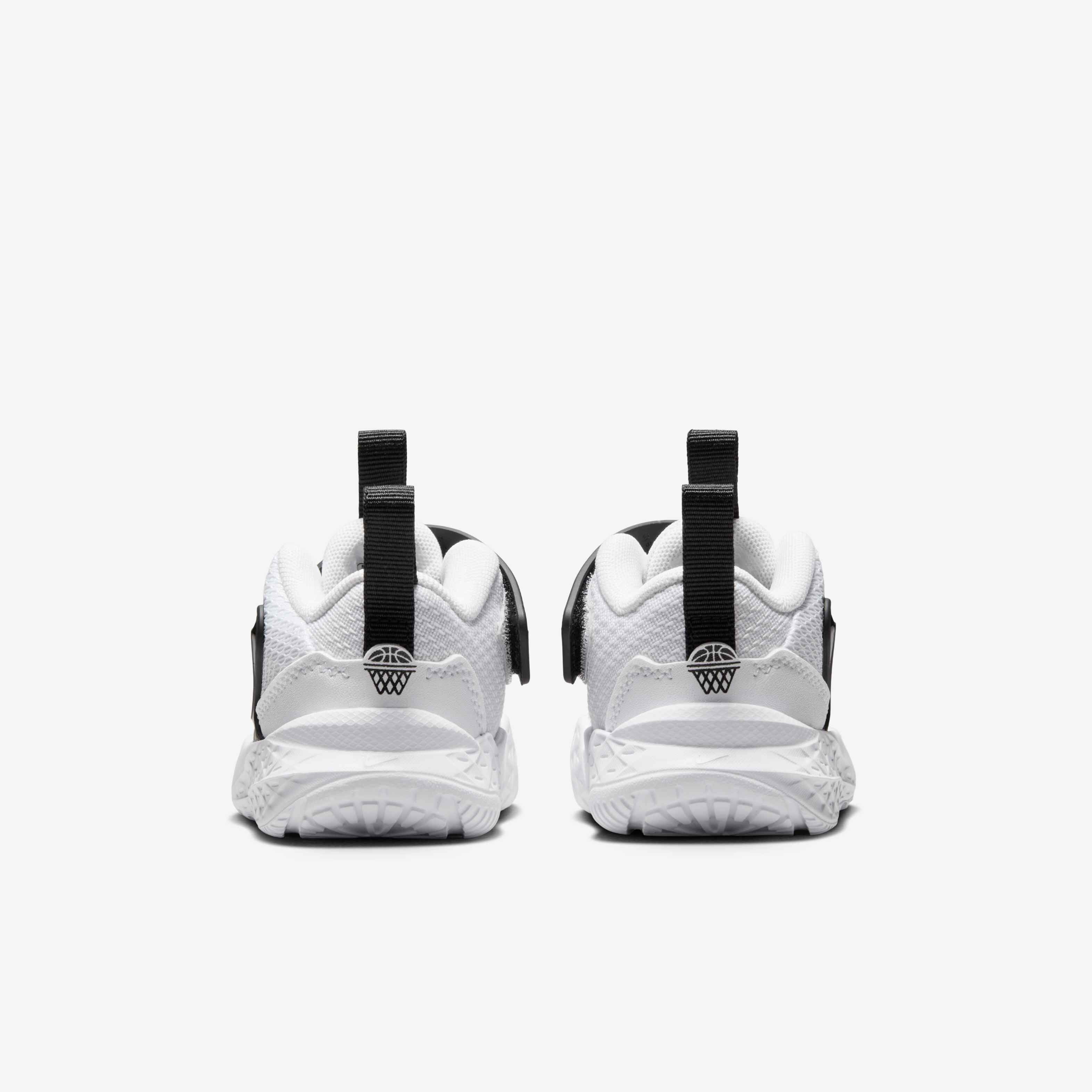 Nike Team Hustle D 12 image number 5