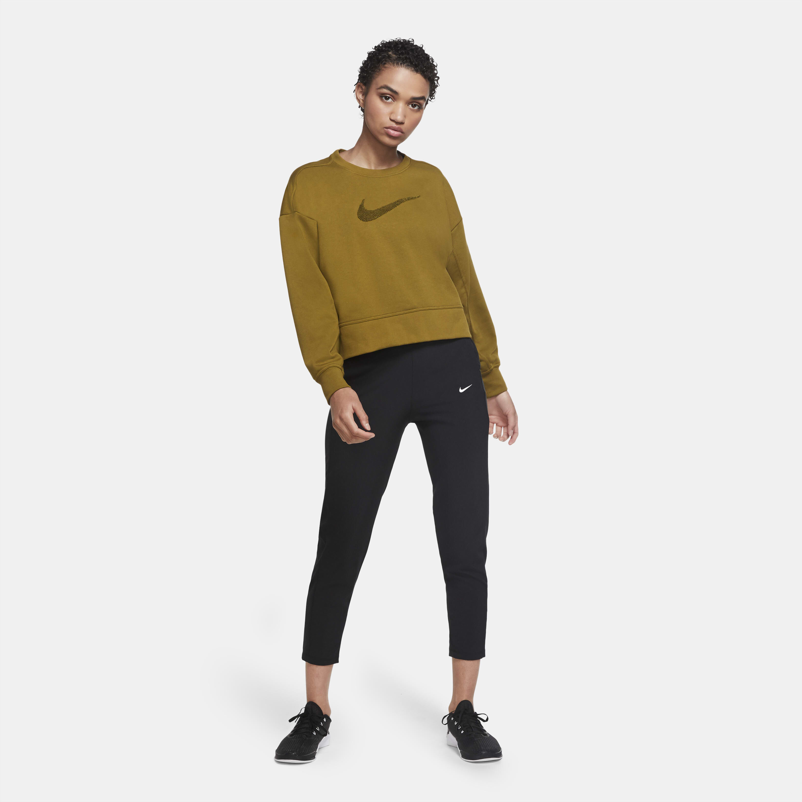 Nike Dri-FIT Bliss Victory image number 3