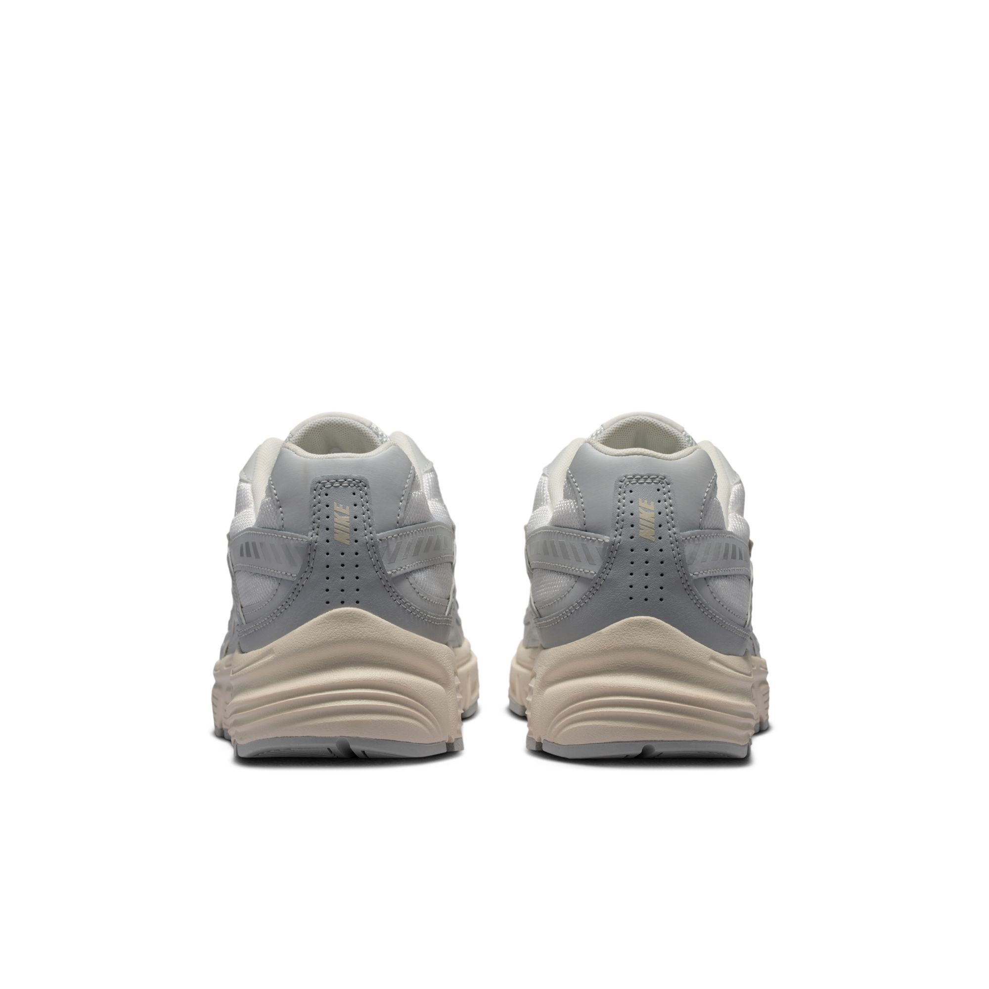 Nike Initiator image number 1