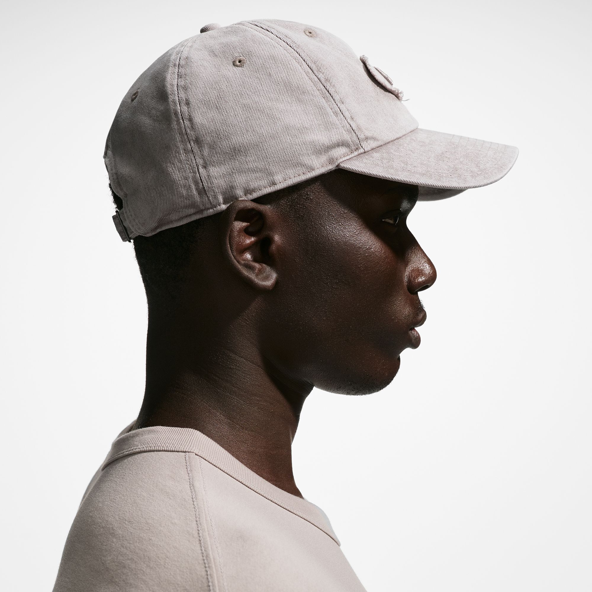 Nike Club image number 3