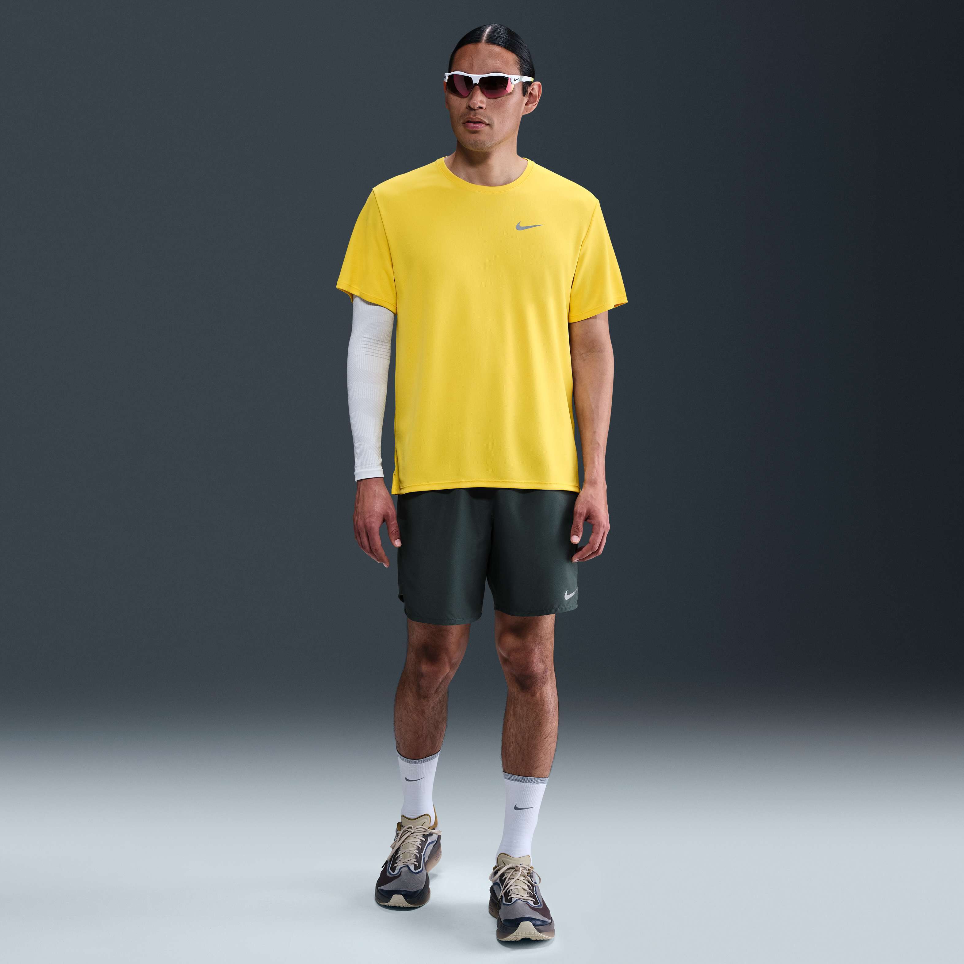 نايكي ميلر image number 3