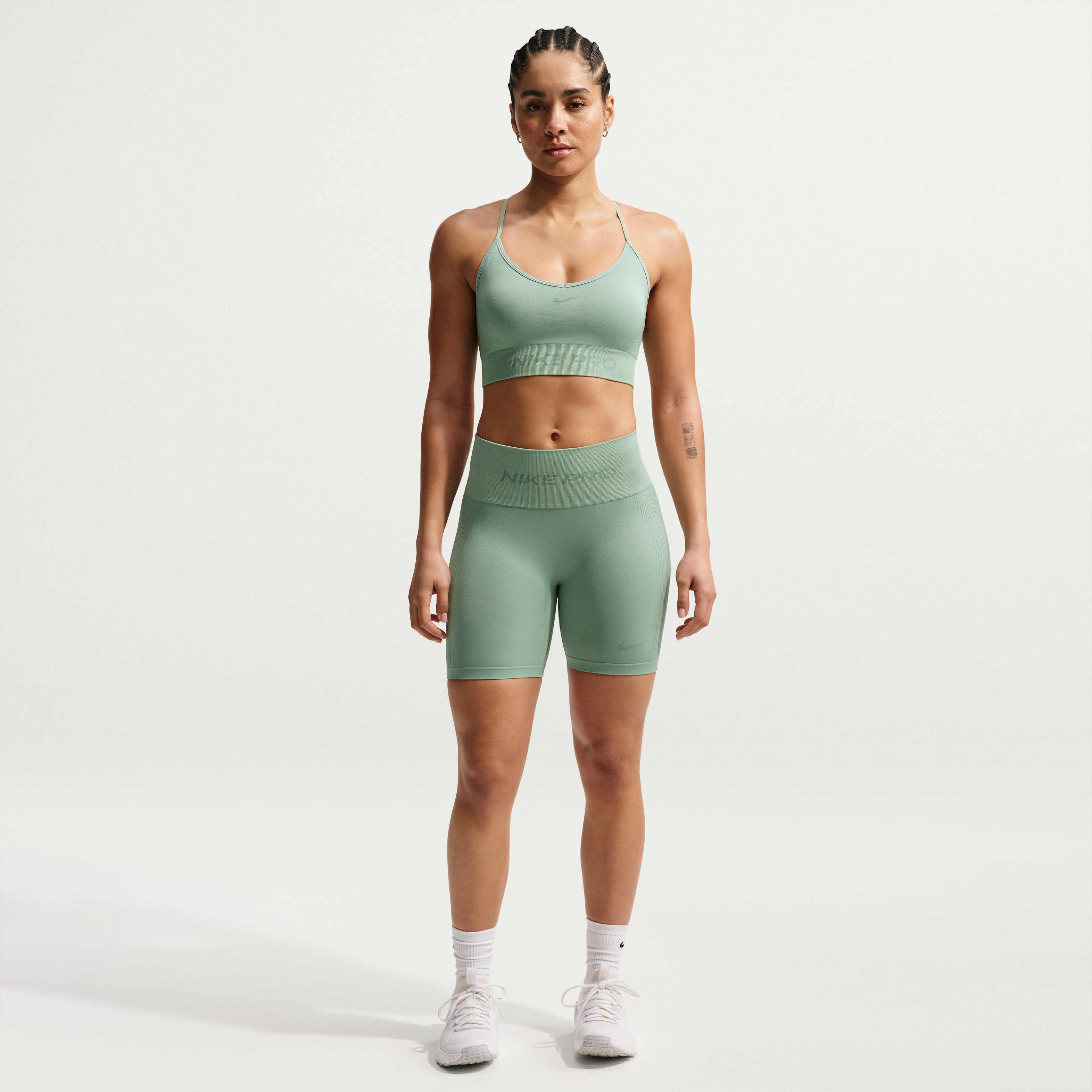 Nike Pro Seamless image number 3
