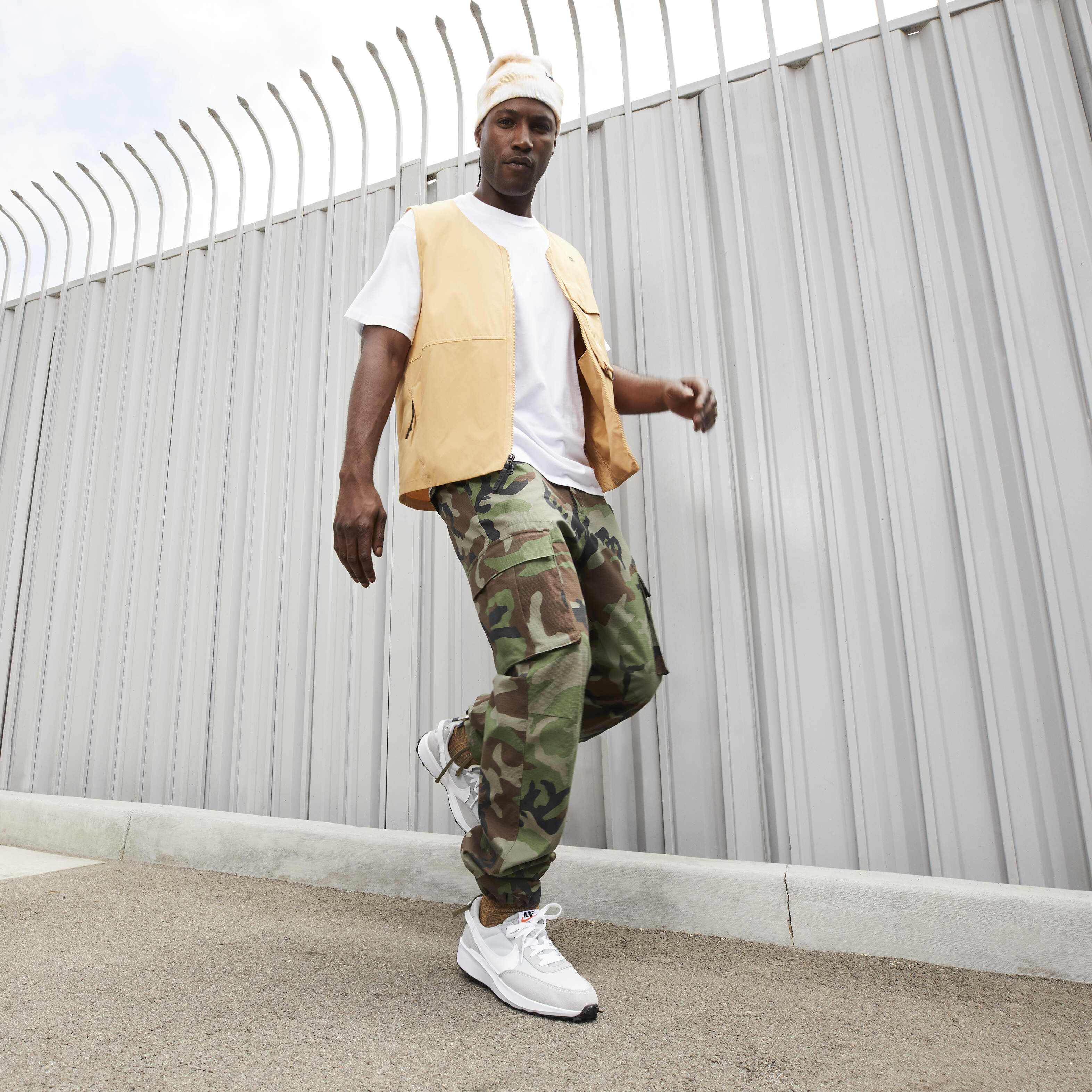 Nike Waffle Debut image number 9