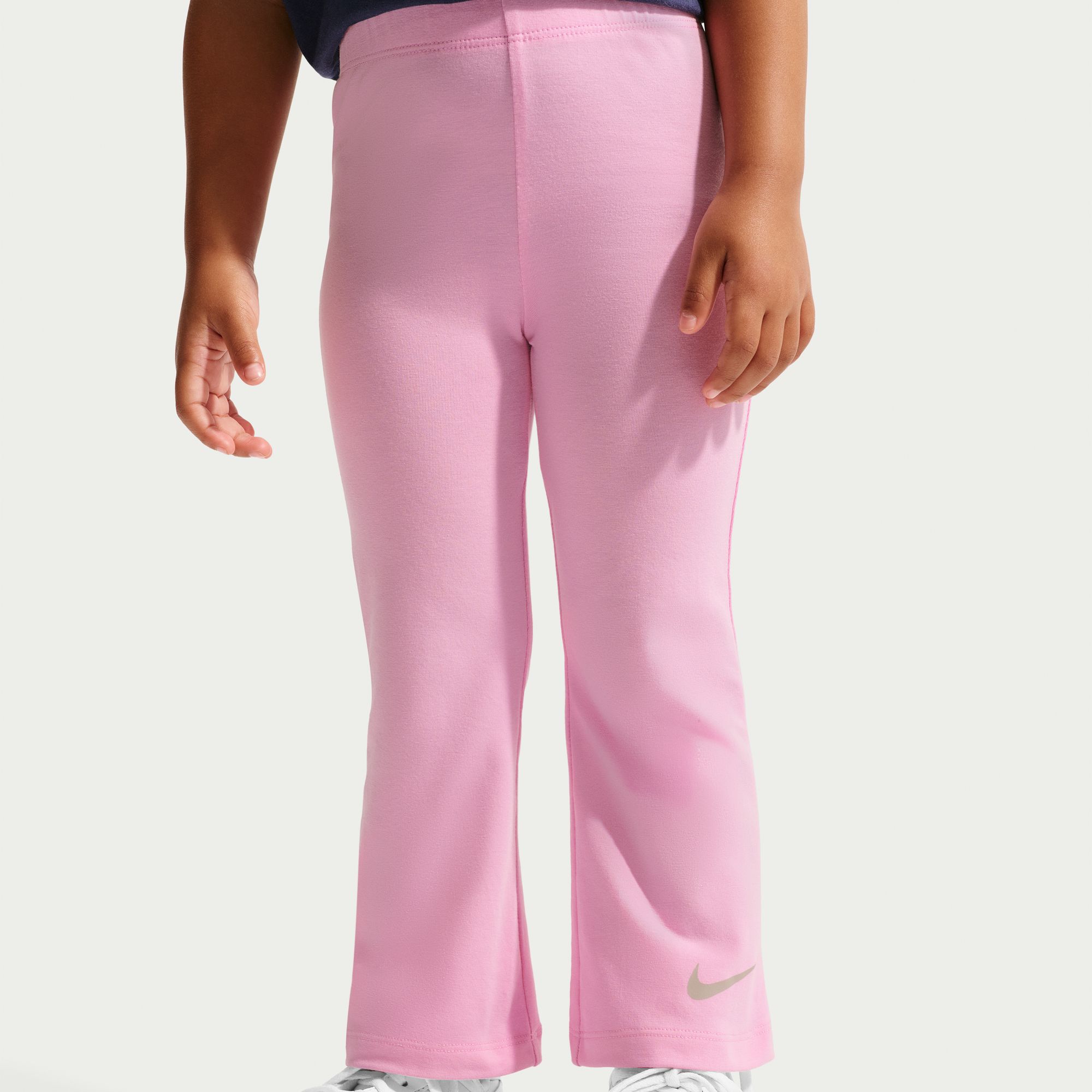Nike image number 4