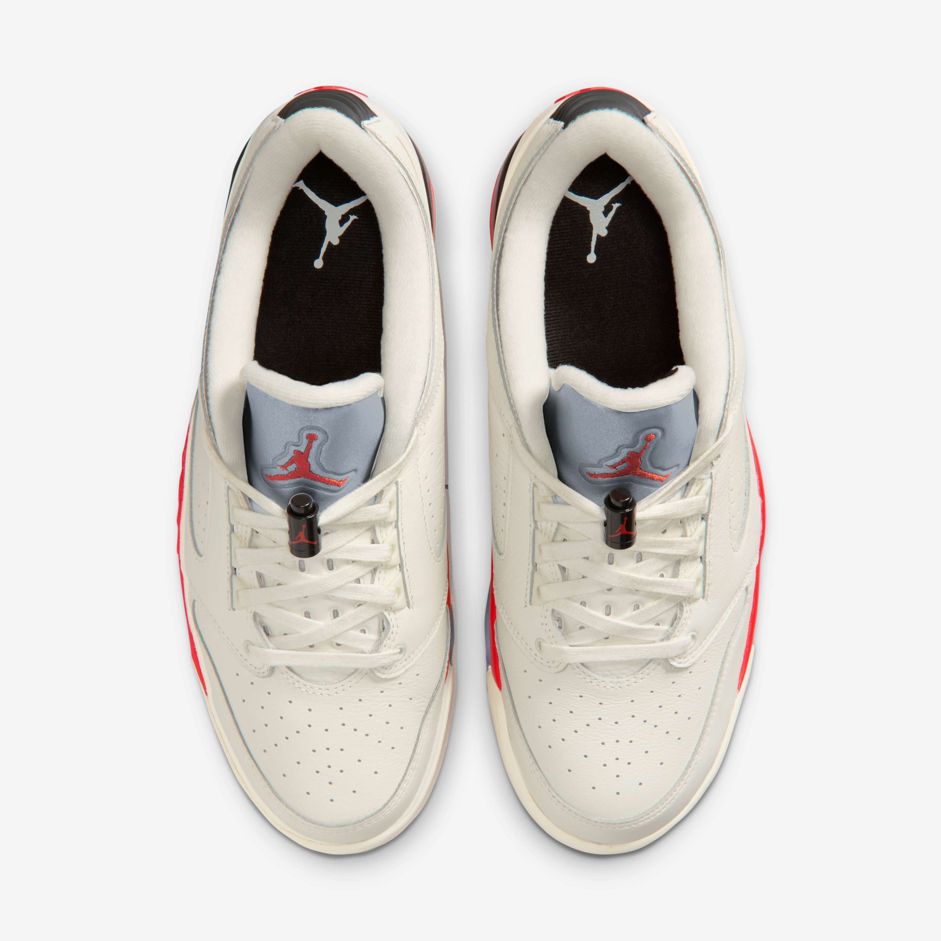 جوردان سيكستي بلس لو image number 3