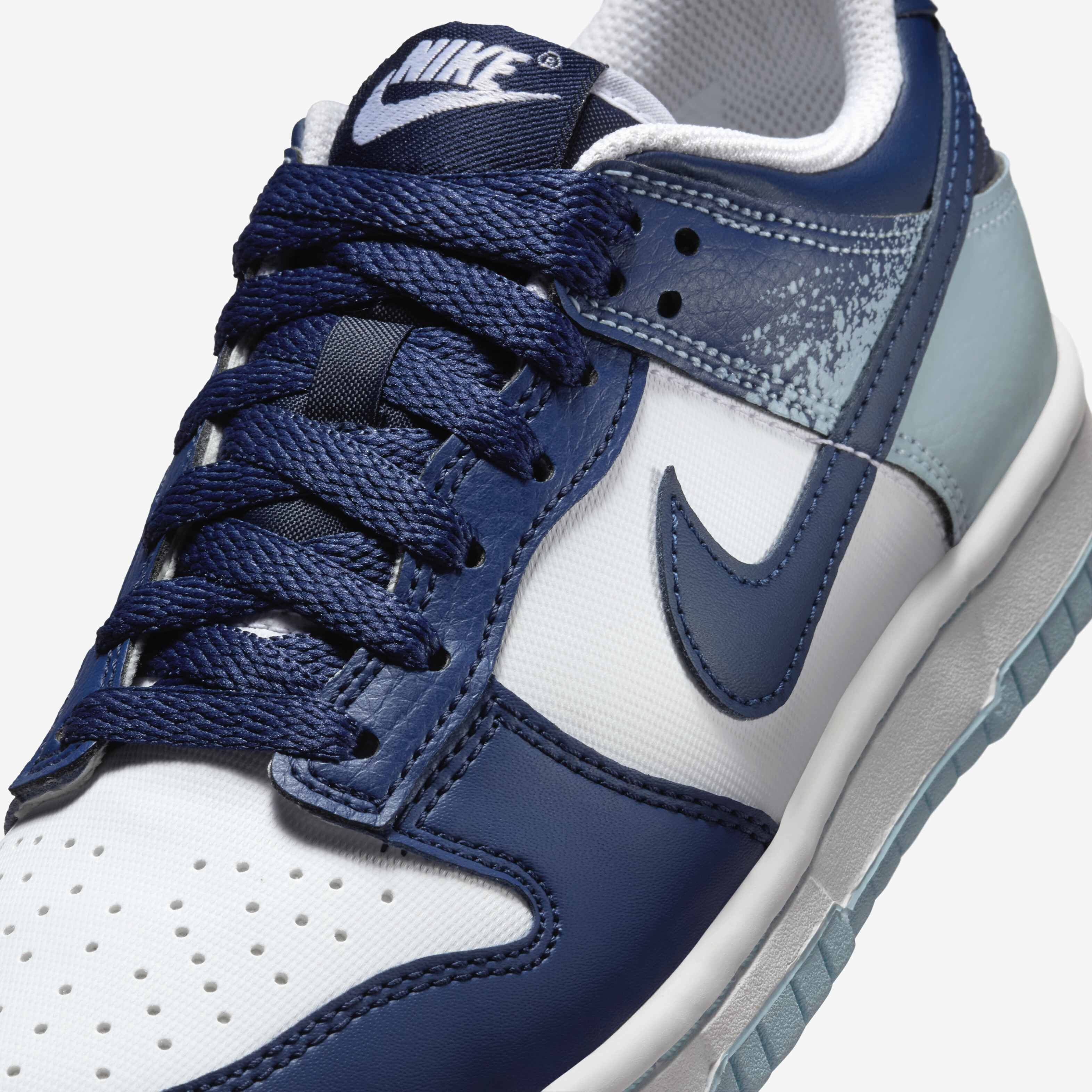 Nike Dunk Low image number 6