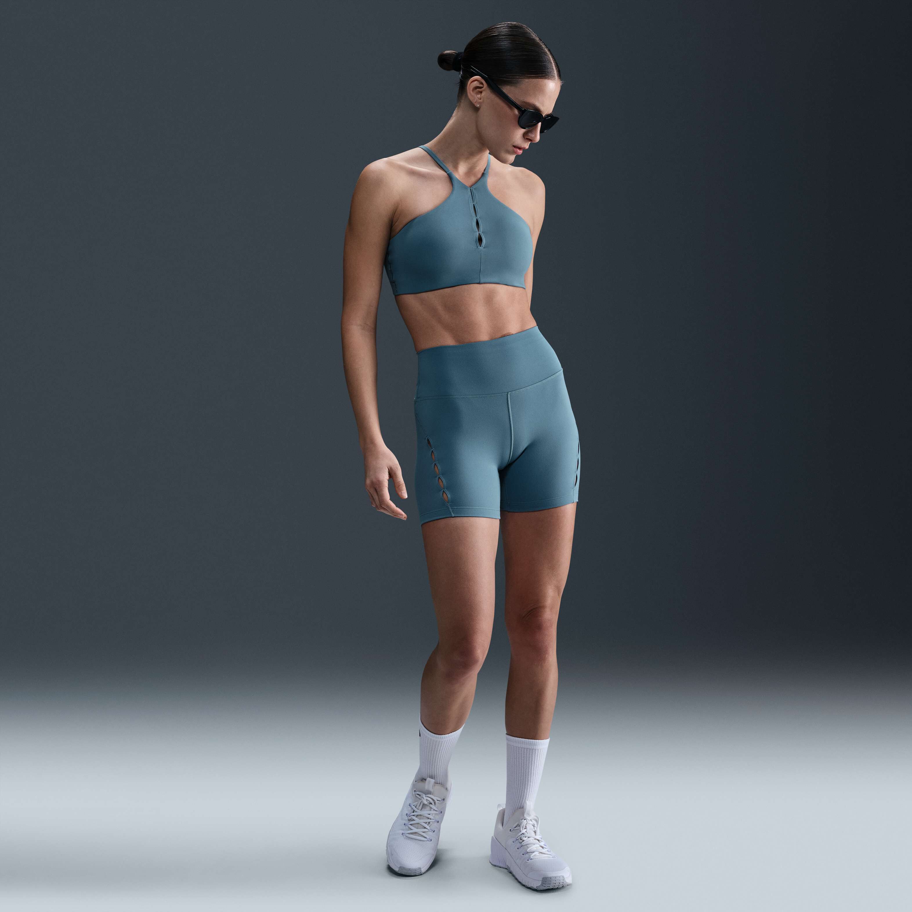 Nike One image number 0