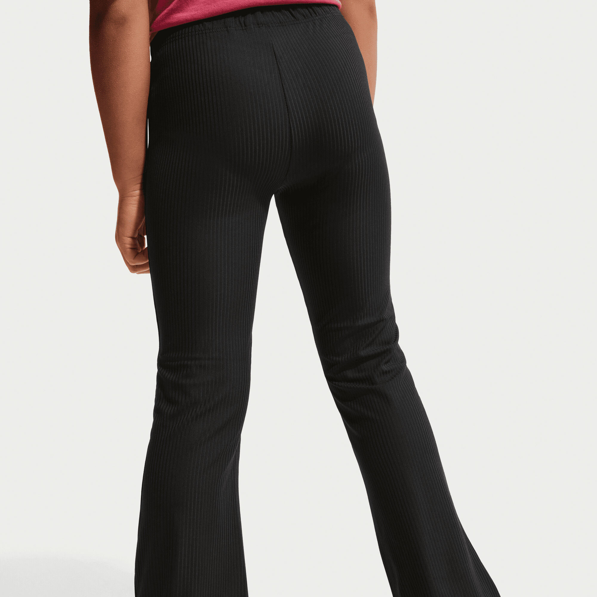 نايكي كوزي image number 5