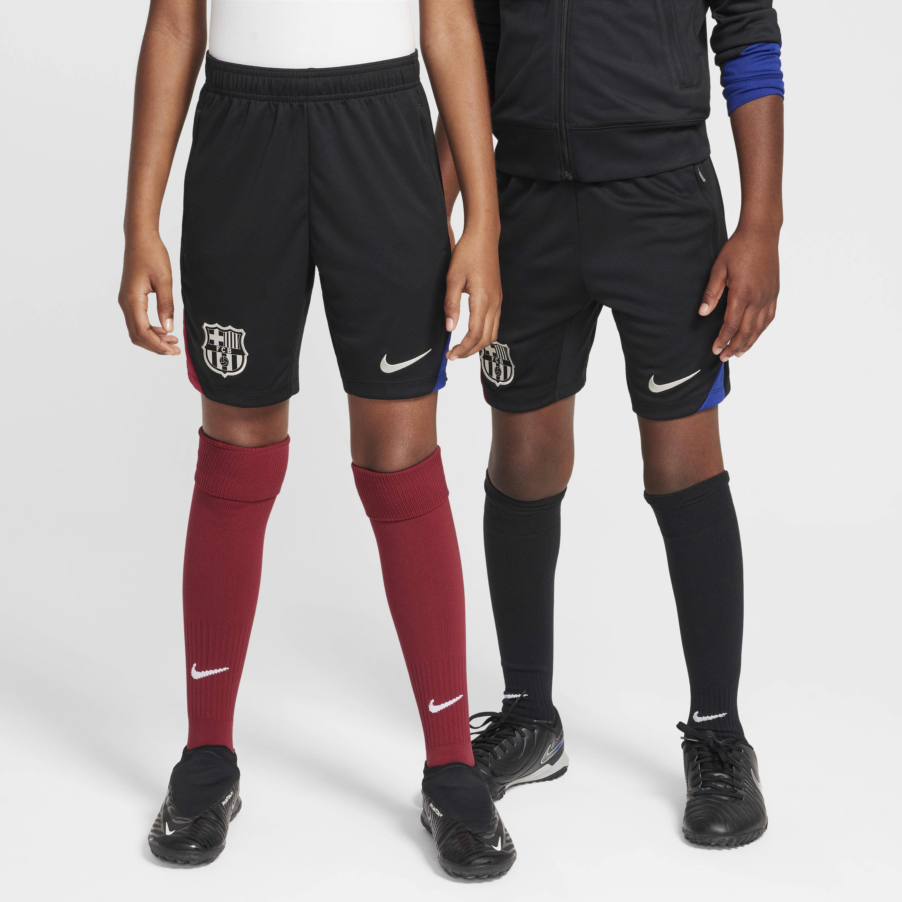 Kids nike football shorts outlet