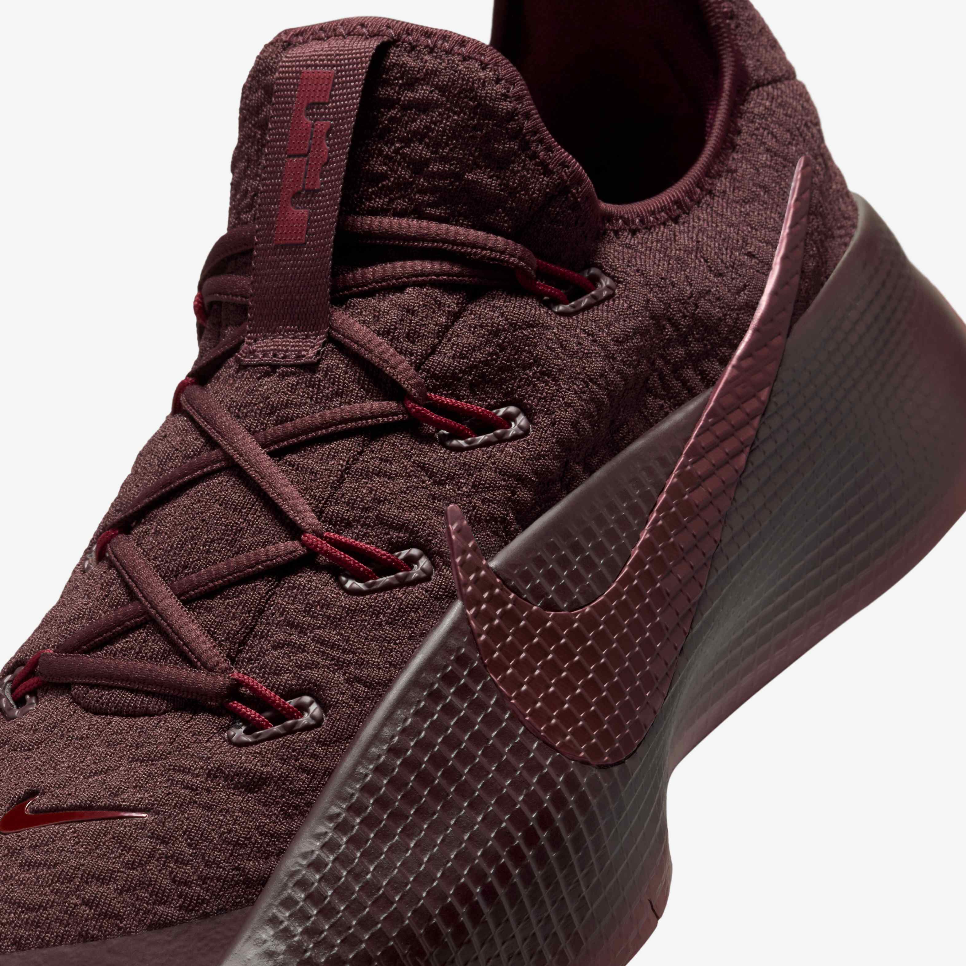 LeBron TR 1 image number 6