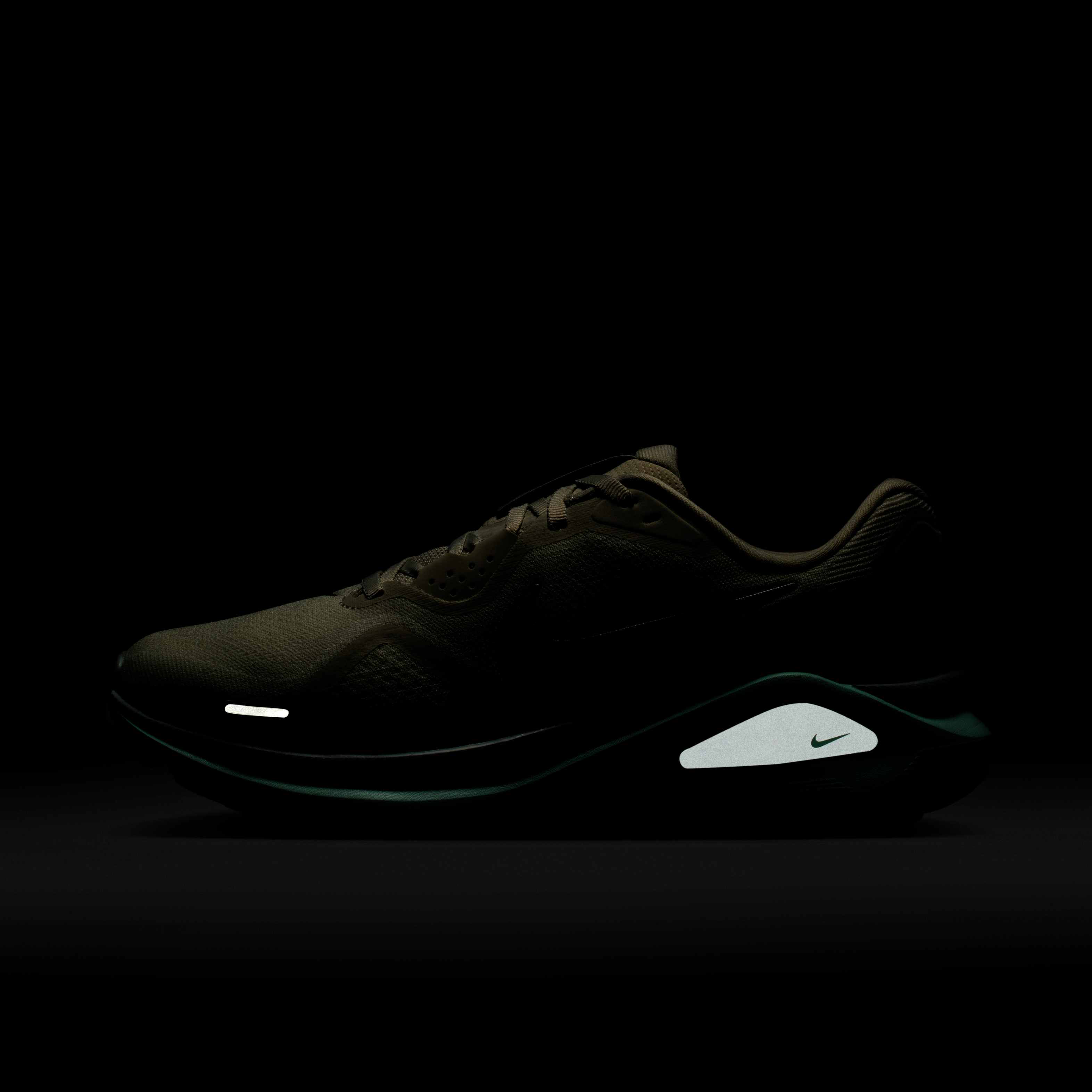 Nike Structure 26 image number 6