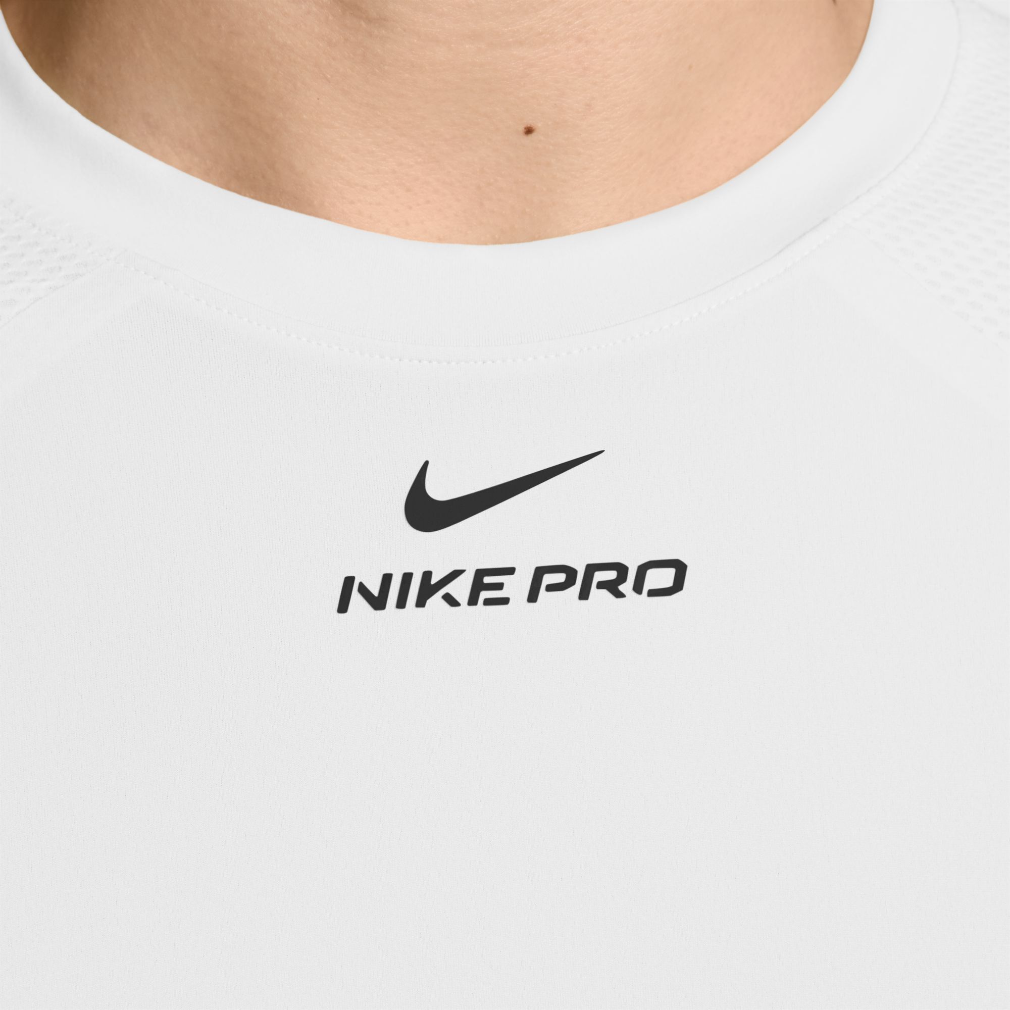 Nike Pro Training image number 2