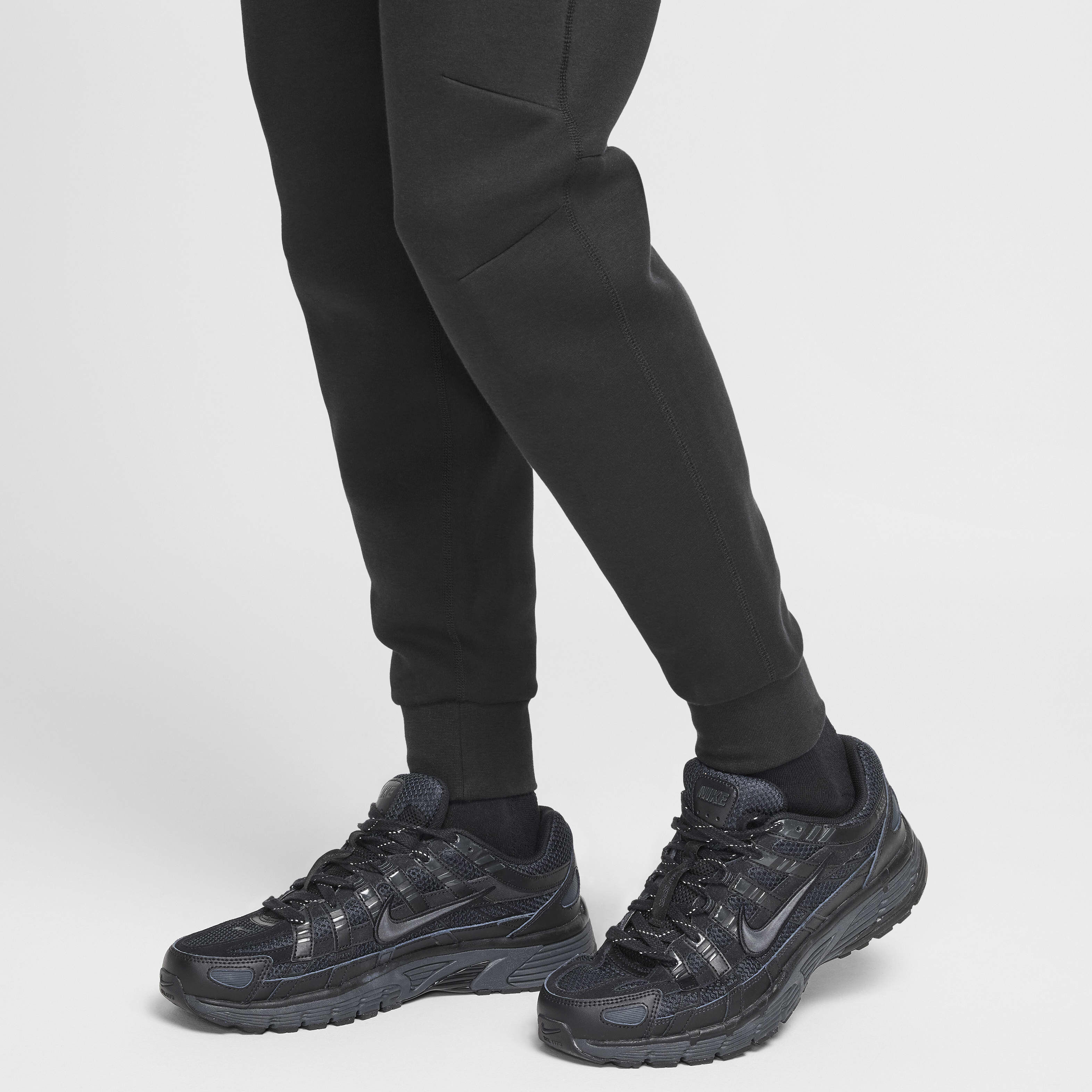 Nike tech fleece shoes top