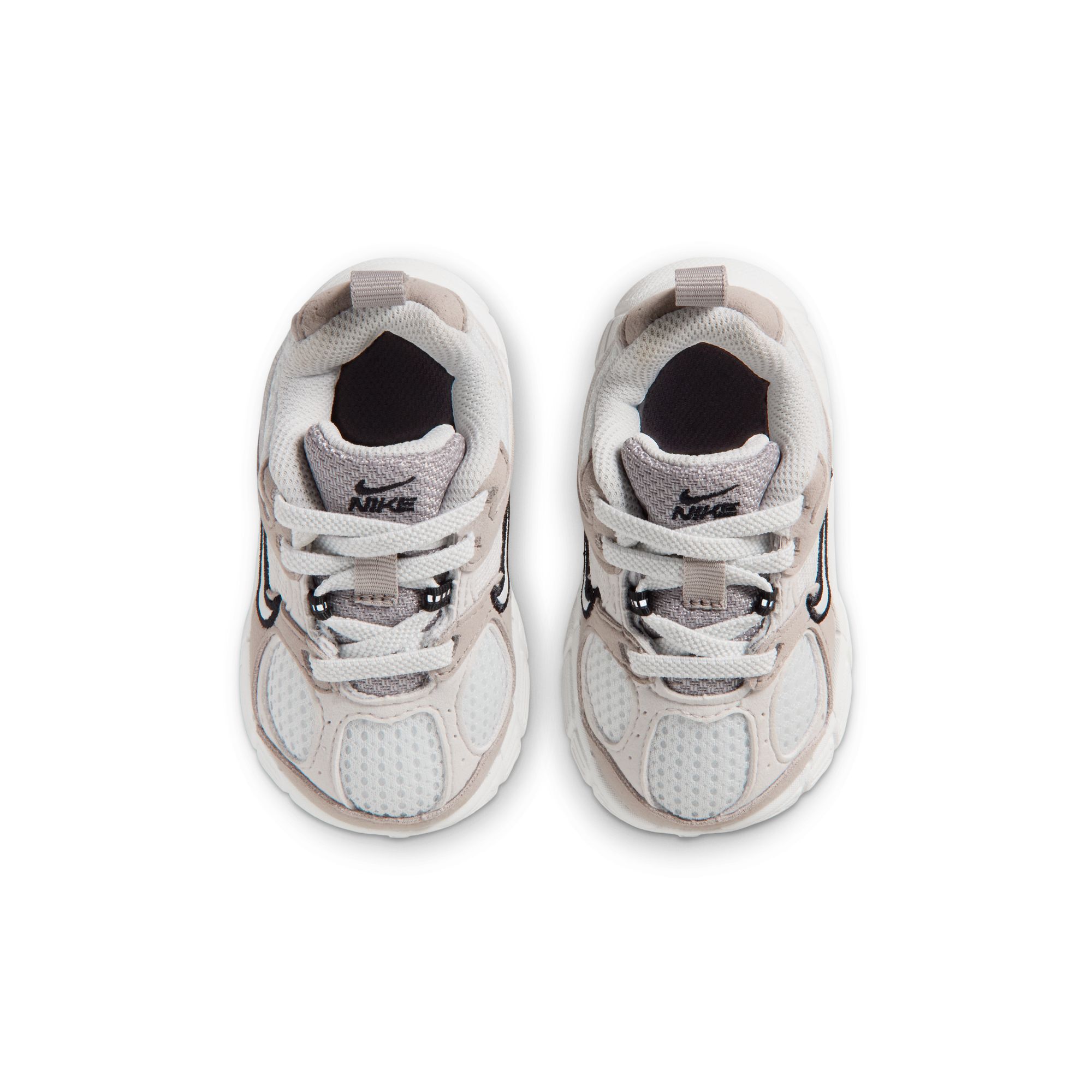 Nike V5 RNR Suede image number 3