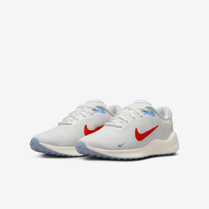 Nike Revolution 7 image number 4 Nike Revolution 7 image number 4