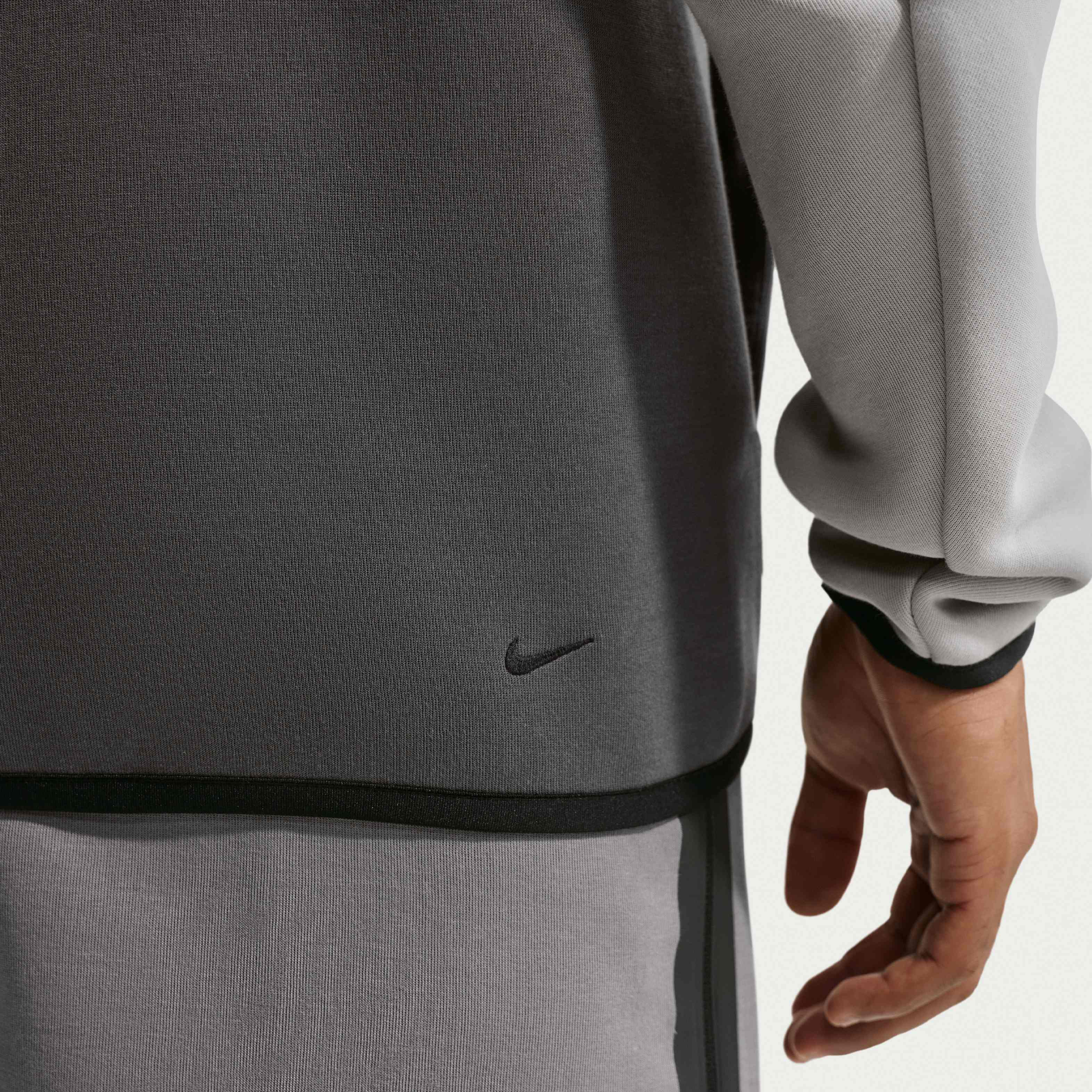 Nike Tech image number 5